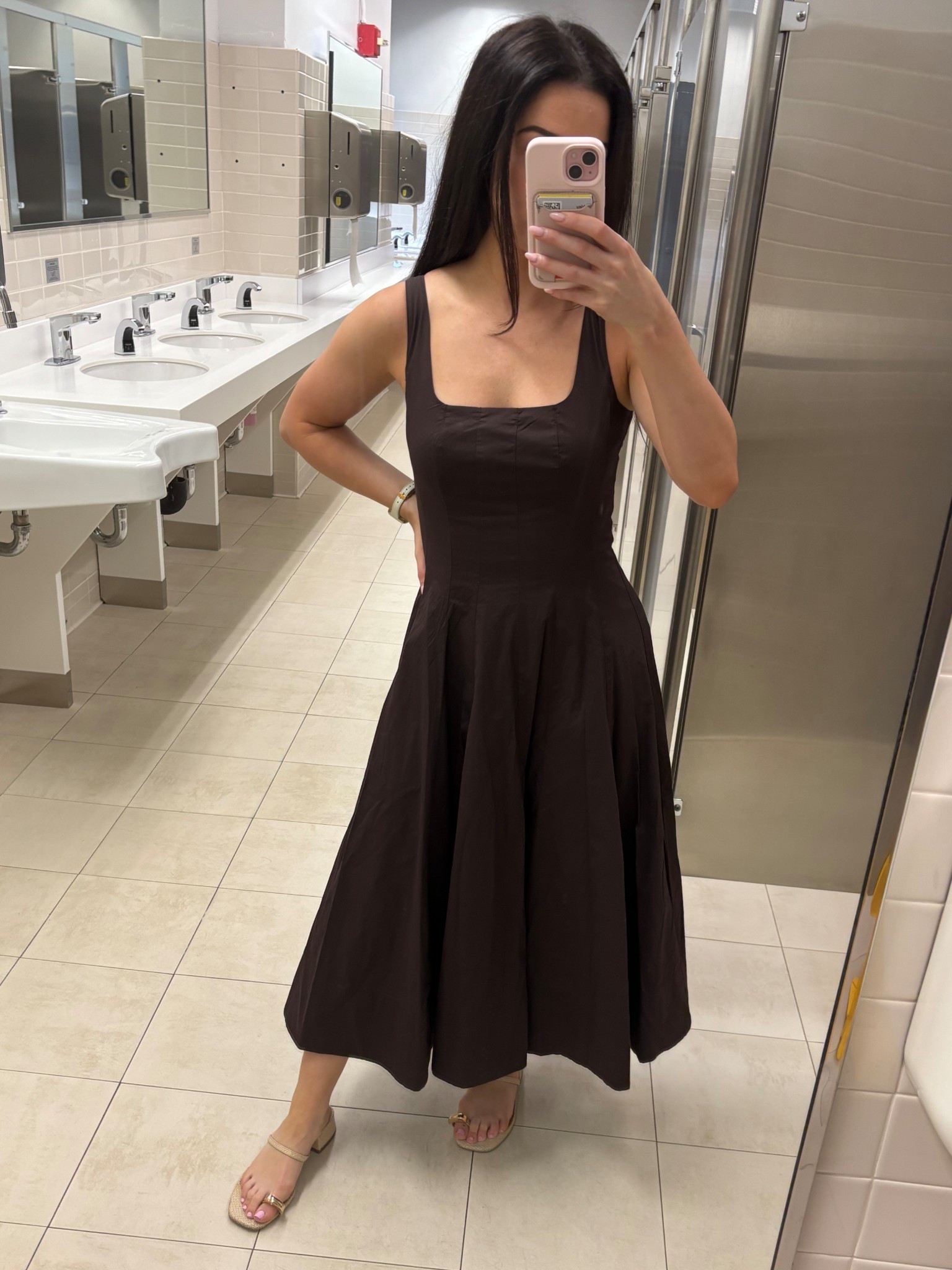 Love this chocolate brown color to transition into fall 🤎



Transition dresses, fall outfits, chocolate brown, brown dresses 

#LTKWorkwear #LTKU #LTKParties