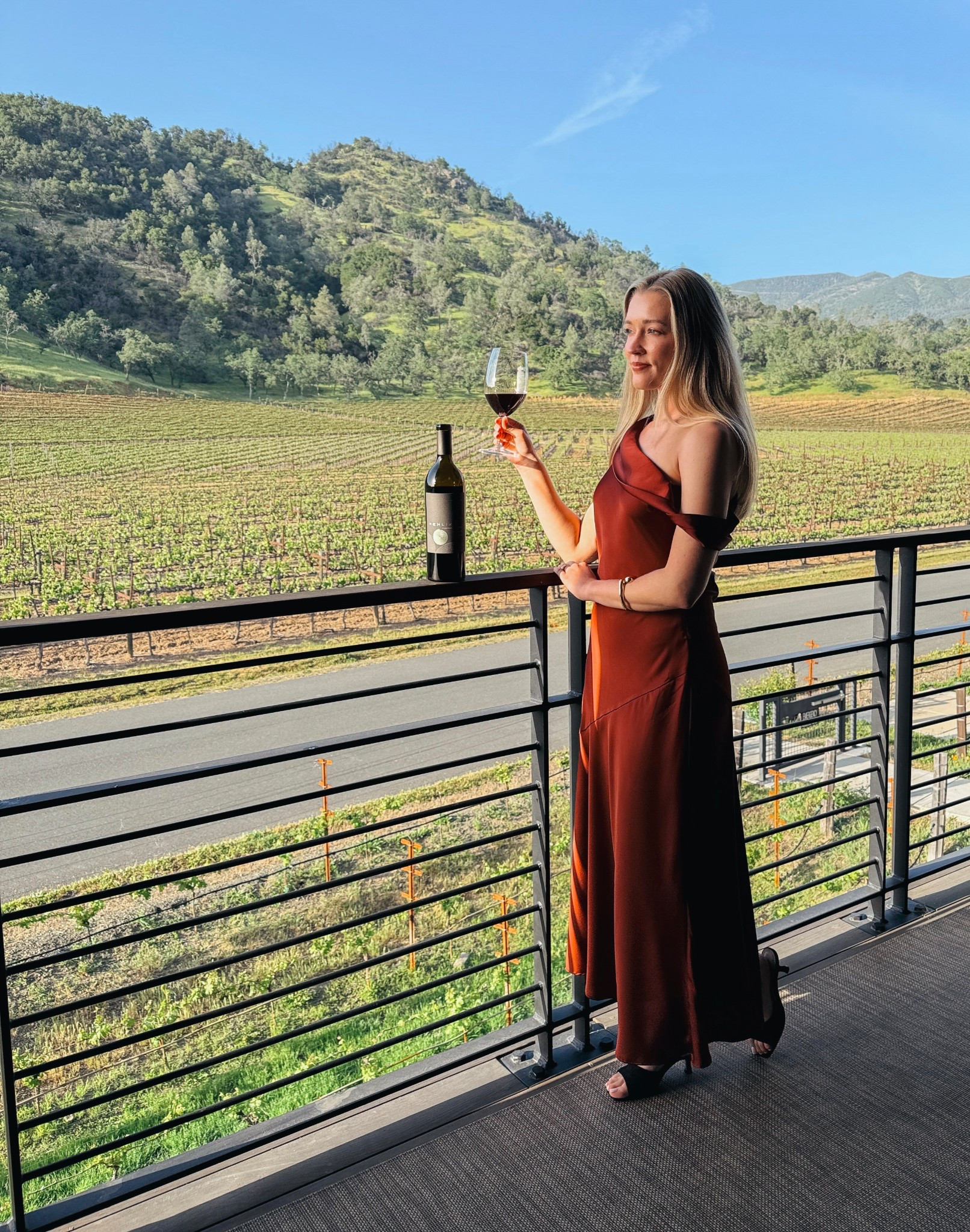 Wine dinner in Napa valley / spring wine tasting outfit 

#LTKSeasonal #LTKTravel #LTKShoeCrush