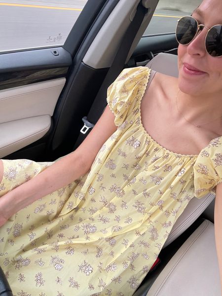 Dôen summer!! Dress is last years version , but linked some eBay options. I’m not sure the catch with these eBay versions but I’ve ordered before and they were legit (minus the fact that the tag is missing) #doen #summerdresses #ebayfind