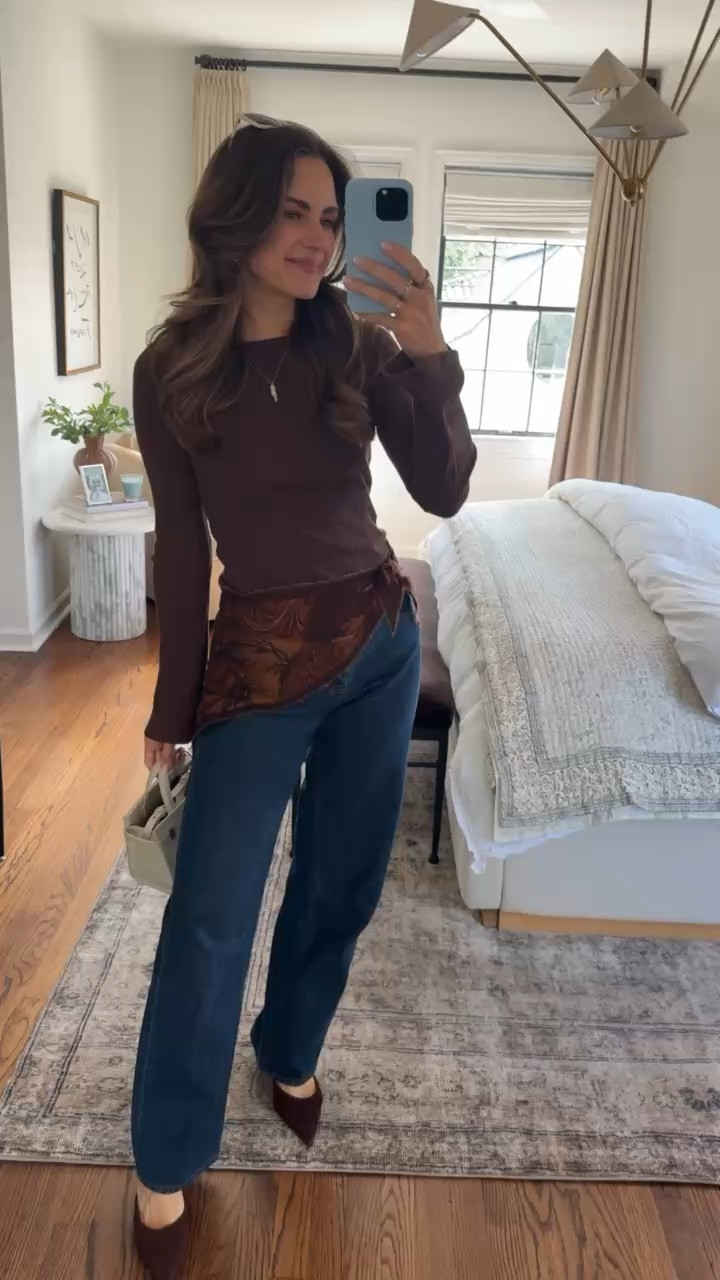 ZARA TRY ON HAUL ✨
Scarf - one size
Top - small
Jeans - 25R

#LTKootd