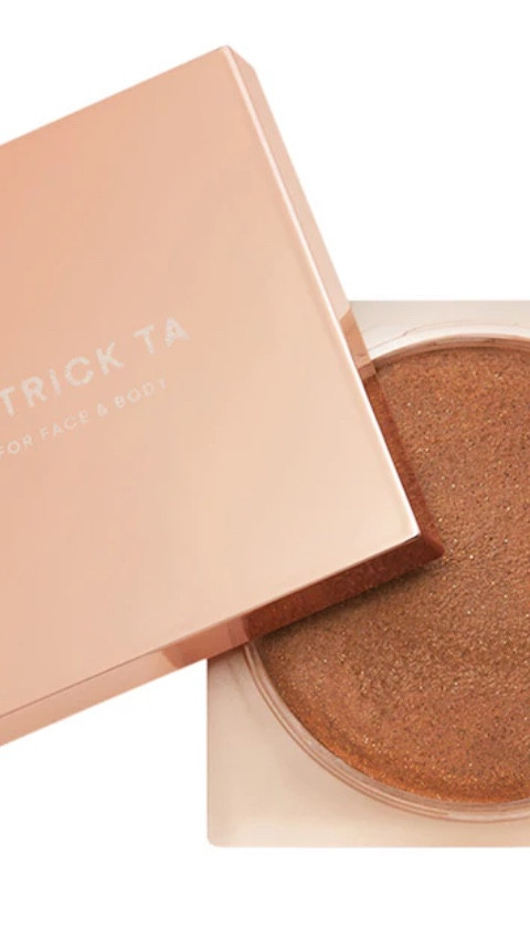 Patrick Ta “She’s on vacation” has been a summer staple! #SephoraBeauty

#LTKFindsUnder50 #LTKBeauty #LTKStyleTip