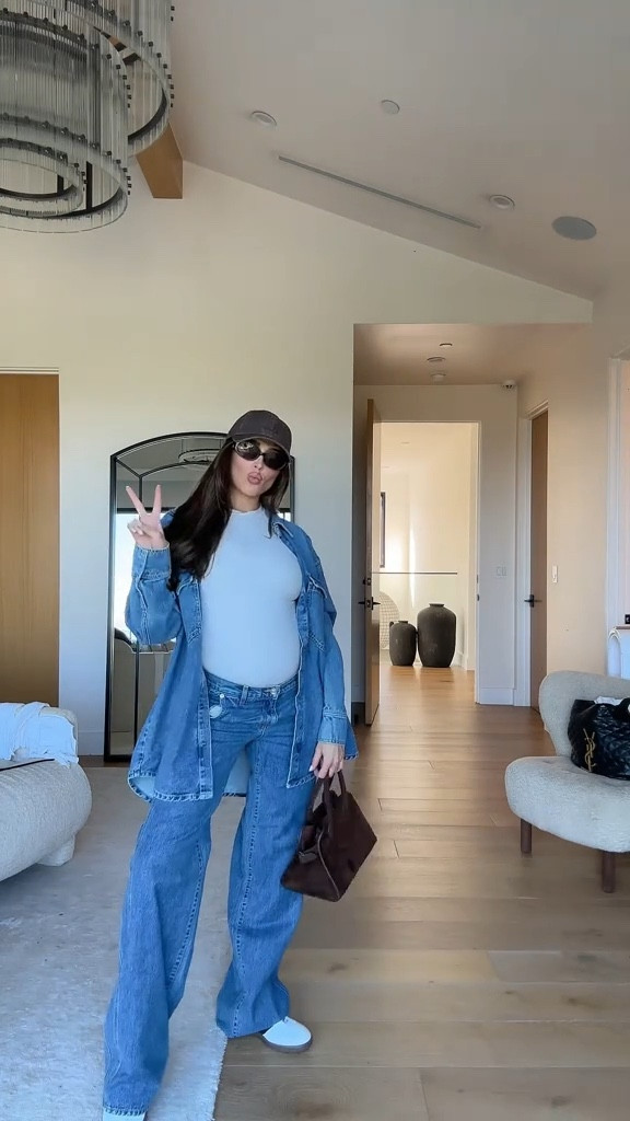 Get dressed with me and baby ❤️

#LTKSeasonal #LTKFindsUnder100 #LTKStyleTip