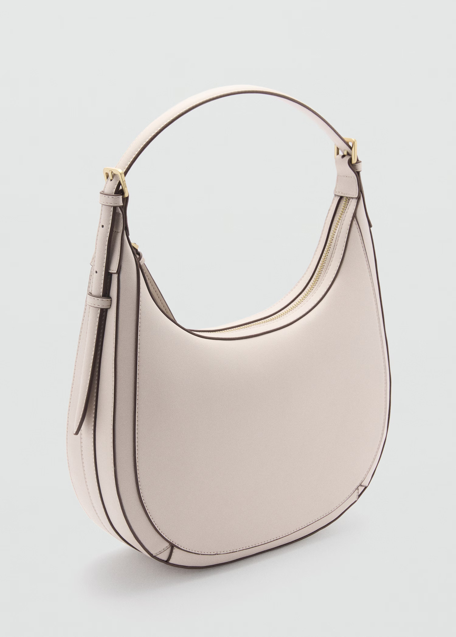 Oval shoulder bag - Women | MANGO USA | Mango (US/MX/AU)