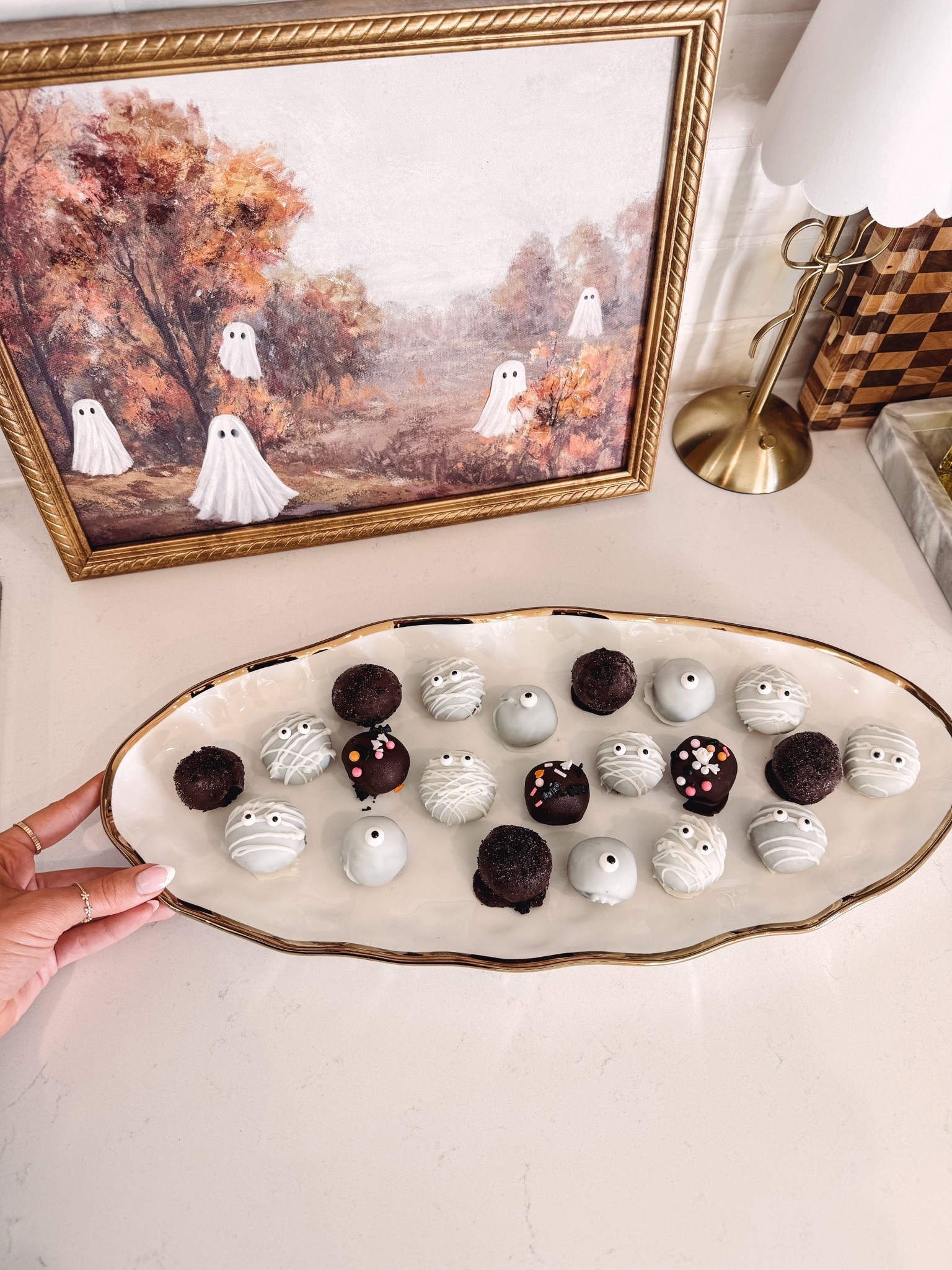 Halloween Mummy Oreo Truffles 🎃👻💀

#LTKfoodie #LTKstorytime #LTKHome
