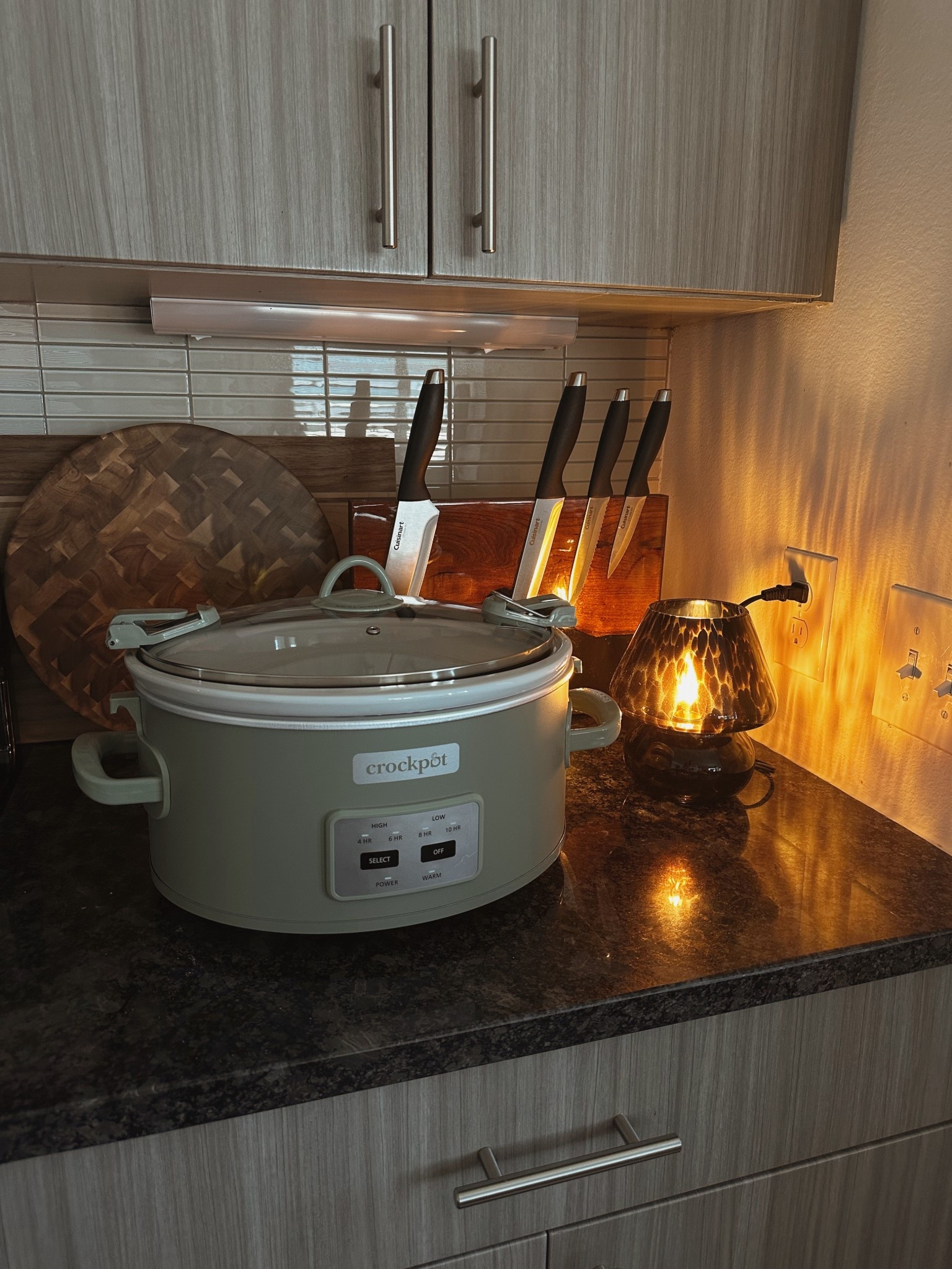 adult purchase of the week hahah - my cute little crockpot 🤭✨