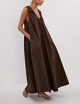 MISSACTIVER Women's Sleeveless Maxi Dress Scoop Neck Ruched Long Dress with Side Pockets Wide Sho... | Amazon (US)