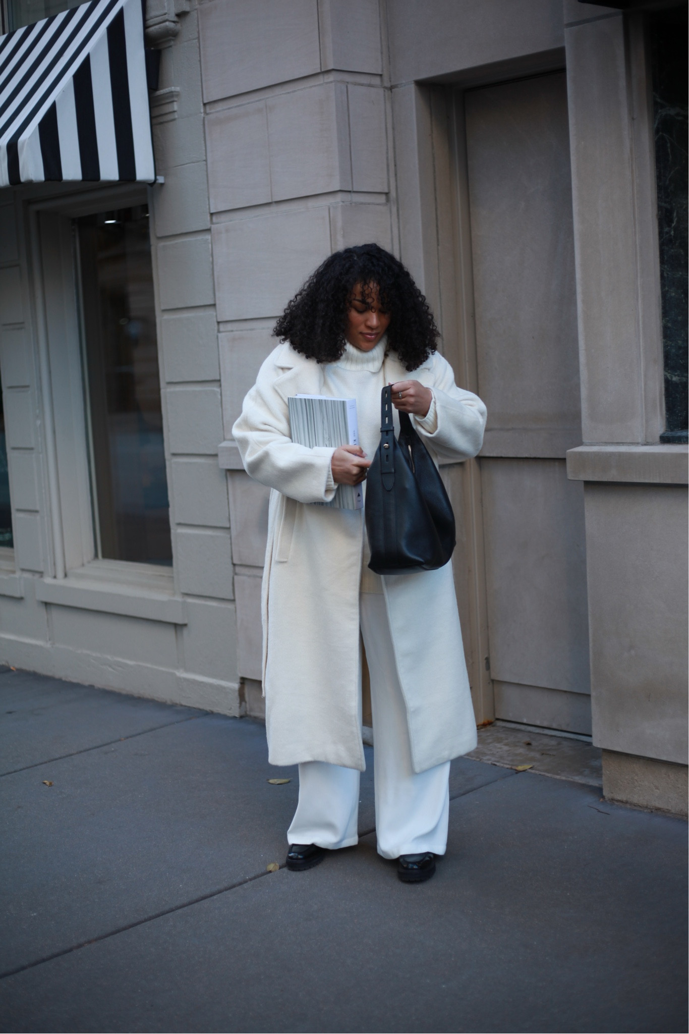 Snuggle weather 🤍 #knit 

#LTKstyletip #LTKSeasonal #LTKHoliday