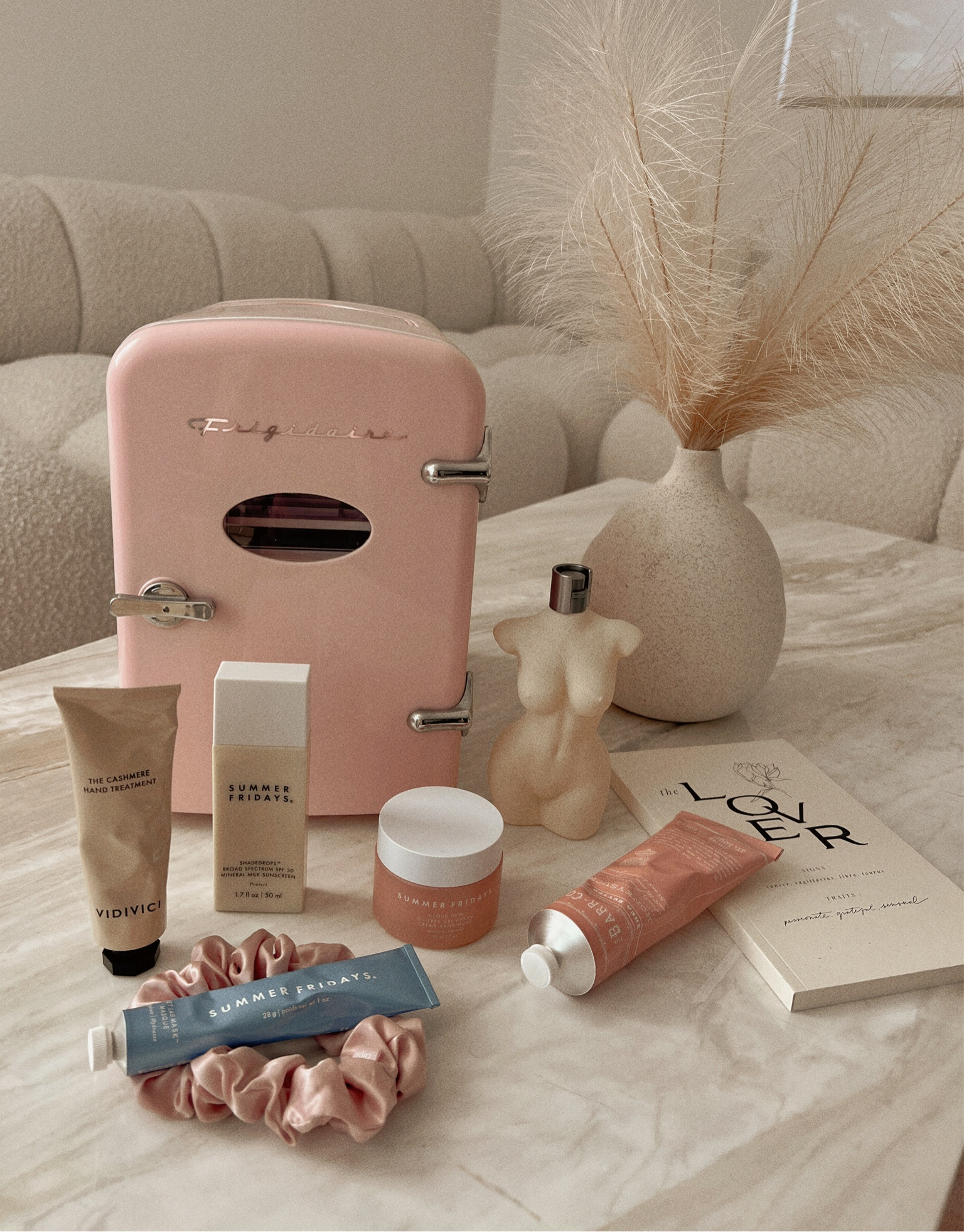 Some of my skin care faves. 🤍☁️

Skin • skincare fridge • summer fridays • neutral aesthetic

#LTKbeauty