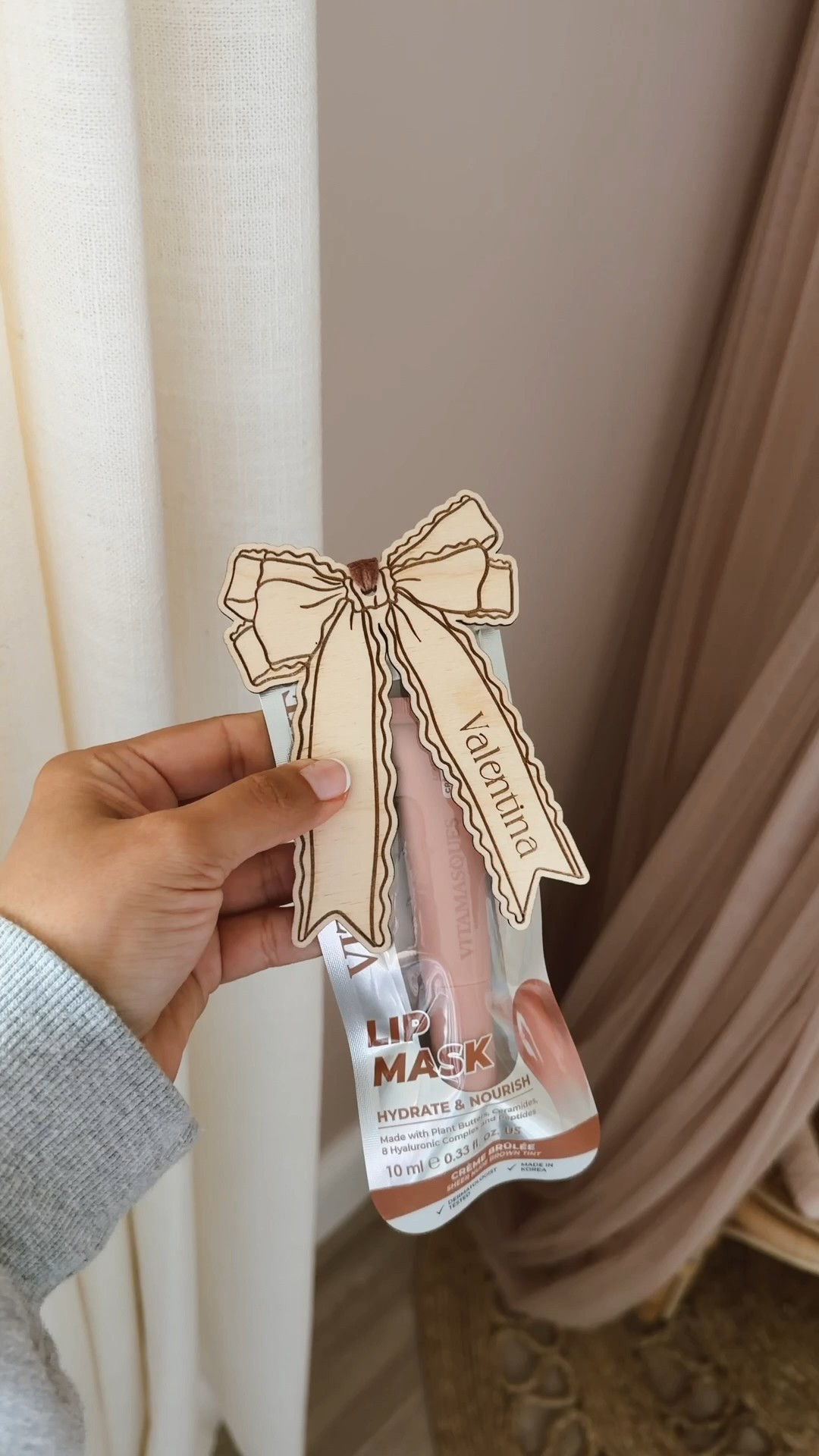Sweetest now tags for the cutest personalized touch for any girly gift 🎀 

#bows #bowtheme #bowtag #babygirl #babyshowerfavors #gifttags #galentinesgift #valentinesgift #lipbalm #lipgloss 

#LTKValentine #LTKBeauty #LTKBaby