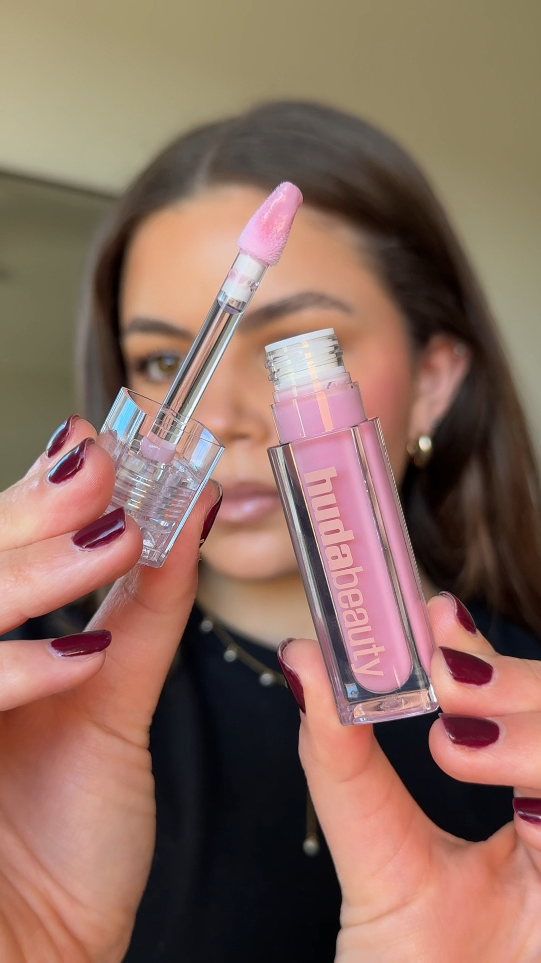 the perfect milky pink/lilac lip gloss 🎀

lip gloss | lip combo | Huda beauty 

#LTKBeauty #LTKStyleTip #LTKWatchNow