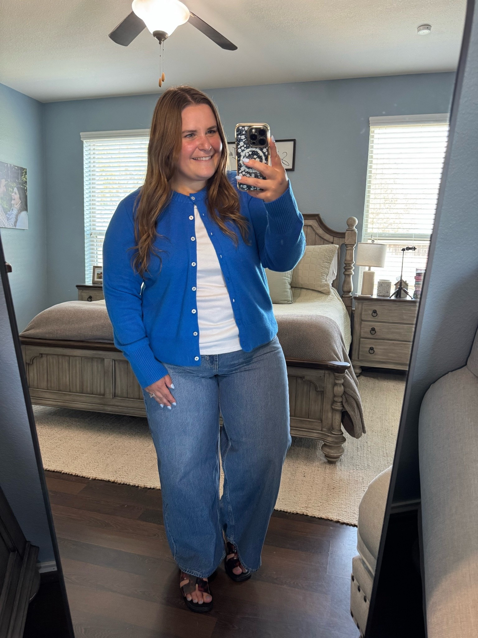 Wearing an xl in the blue old navy cardigan, an xl in the white amazon undershirt, and a 16 short in the old navy jeans. Love this pop of color!

#LTKootd #LTKPlusSize #LTKMidsize