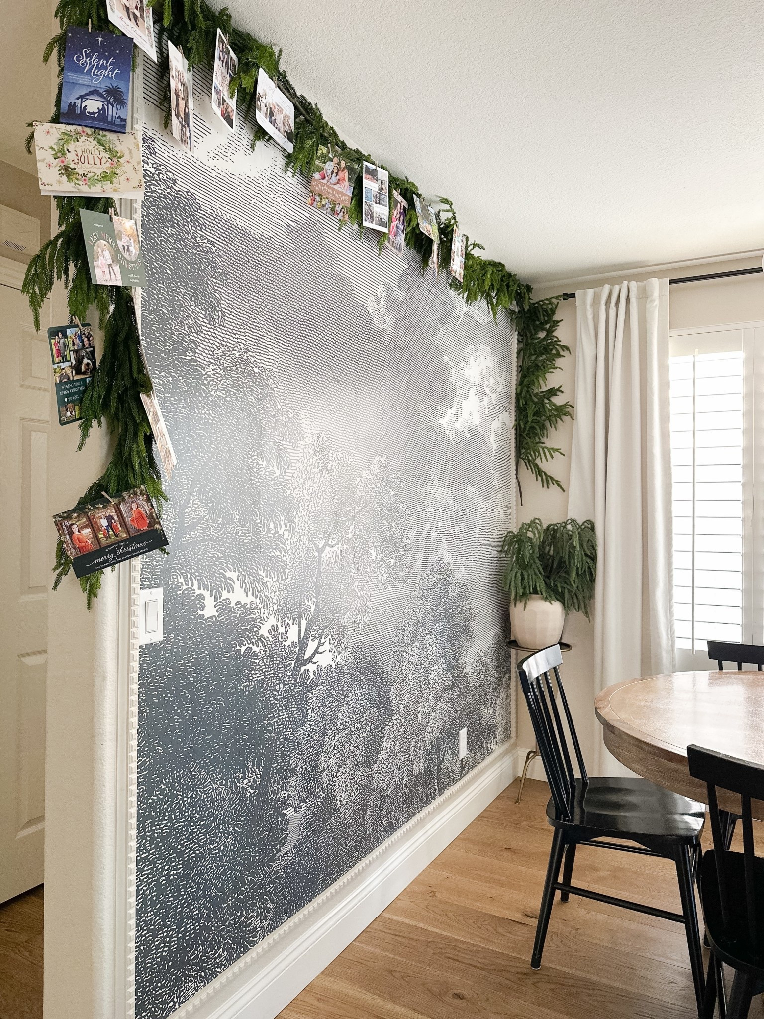 Creative way to display your holiday cards

Real touch garland on sale 

#LTKHoliday #LTKHome #LTKSaleAlert