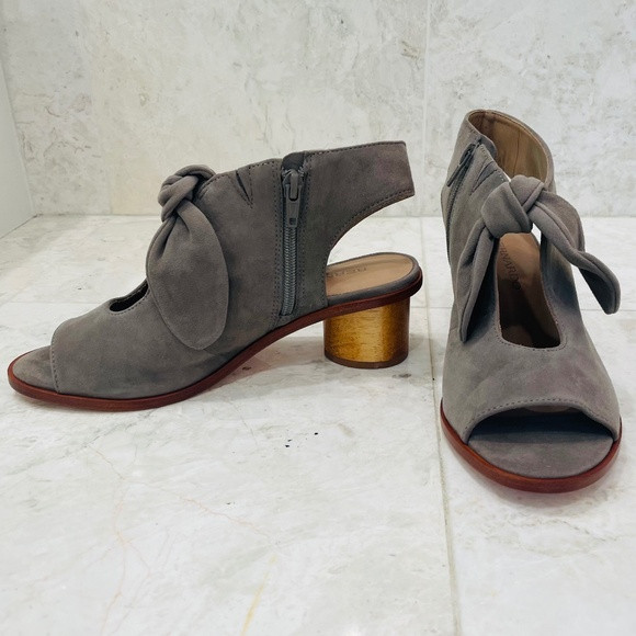BERNARDO {6.5} Booties Gray Suede Knotted "Luna" | Poshmark