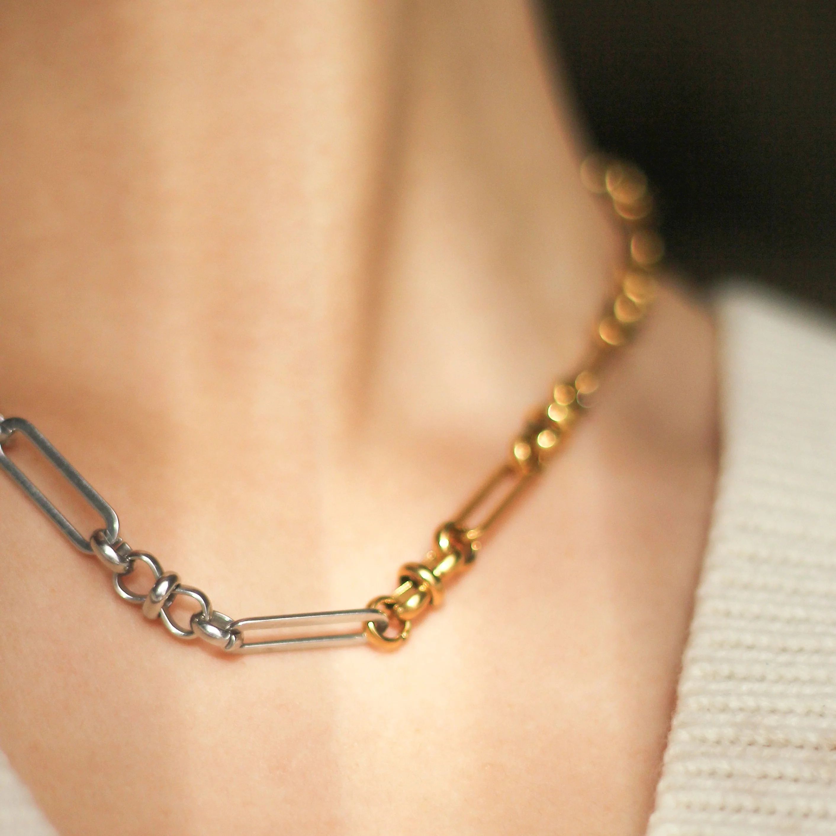 Ryanne Mixed Metal Link Chain Necklace | Victoria Emerson