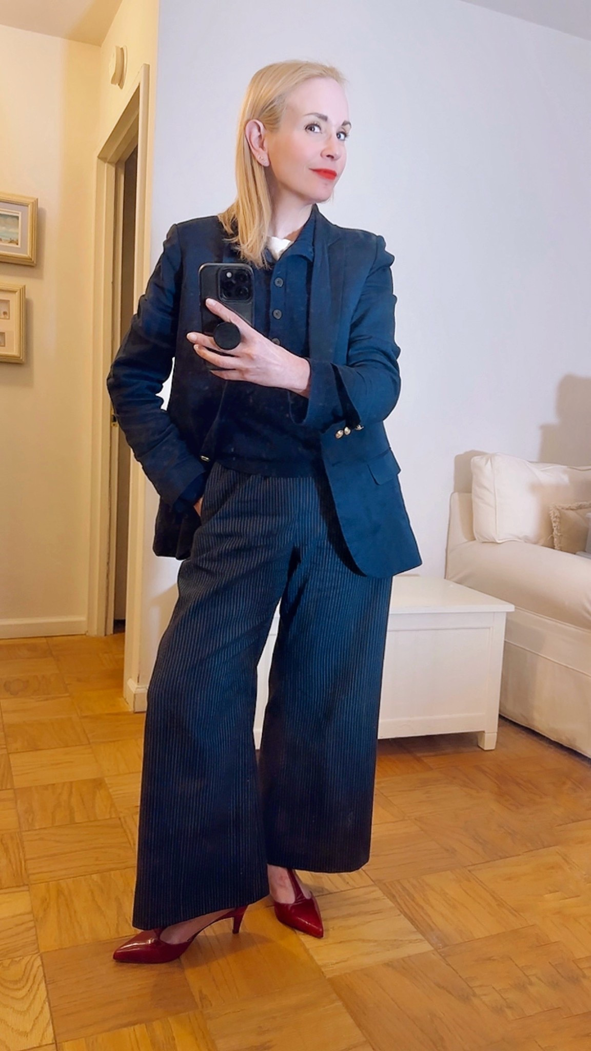 My favorite pants in pinstripe wool. I linked the other versions of this pant that I own as well. If you’re sensitive to wool like I am, I wear SPANX or biker shorts.  Wearing a petite medium. 

#LTKootd #LTKPetite #LTKWorkwear
