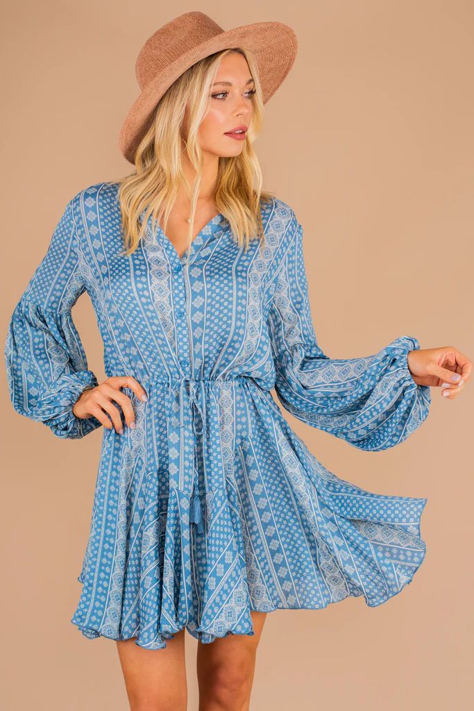 Get To You Blue Paisley Dress | The Mint Julep Boutique