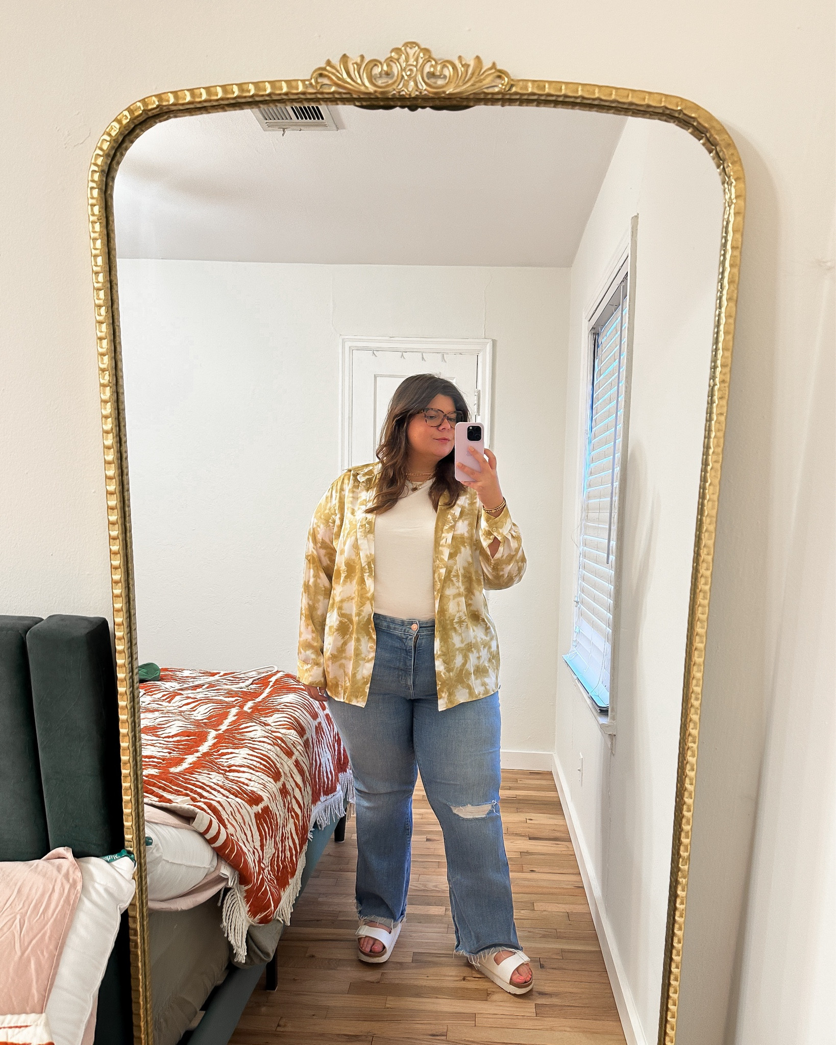 Work outfit for the day! Obviously my dress code is super casual but replacing the bottom with some trousers would make it business casual! 

#LTKWorkwear #LTKStyleTip #LTKPlusSize