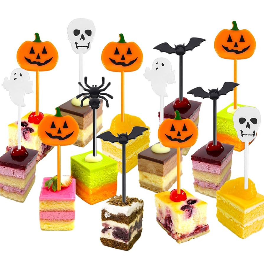 Tatuo 50 pcs Plastic Halloween Picks Halloween Cupcake Topper Toothpicks Cocktail Picks Skewers S... | Amazon (US)
