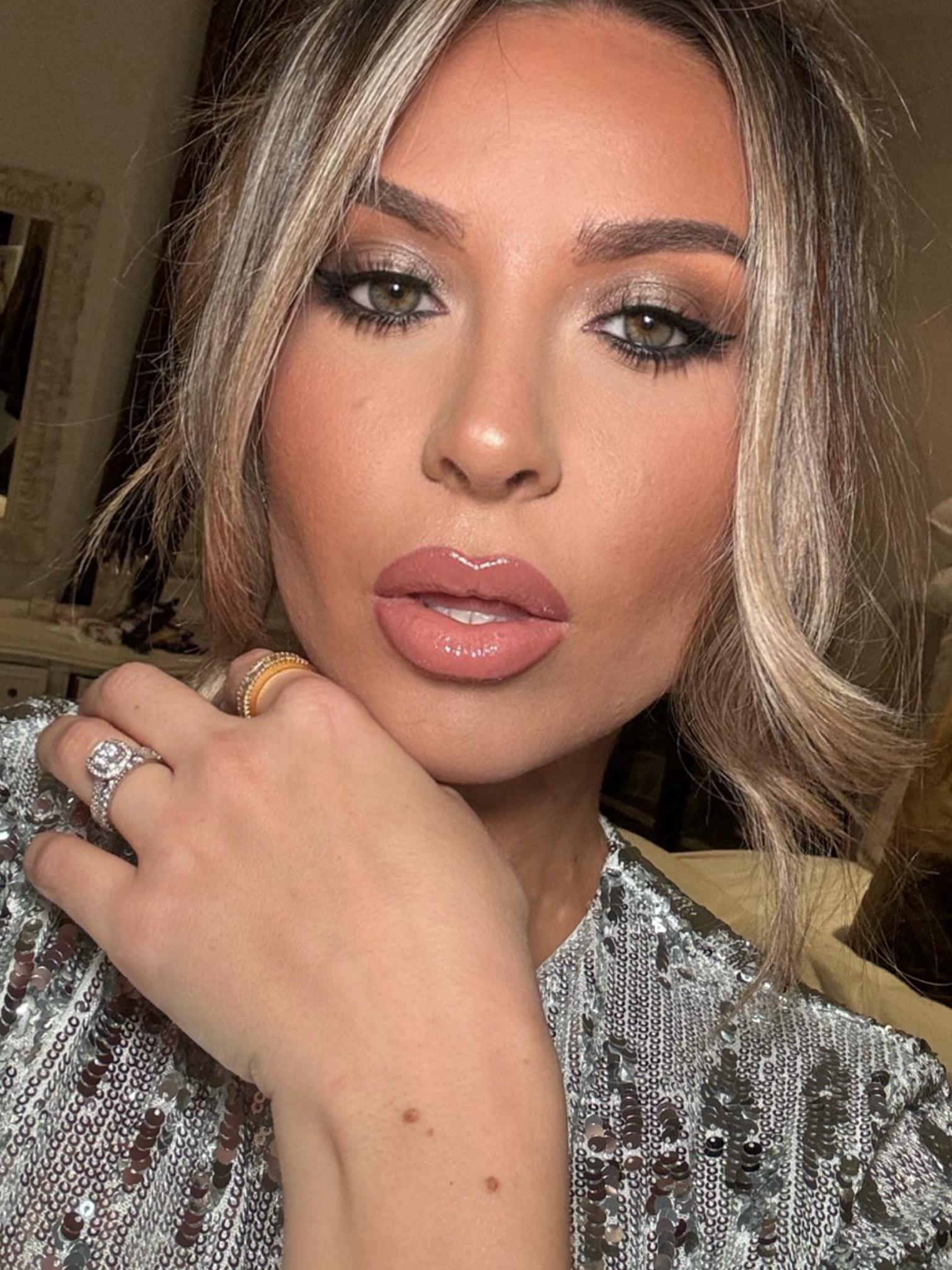 NYE glam. Makeup products below 

LTKFestiveSaleIE #LTKbeauty #LTKHoliday