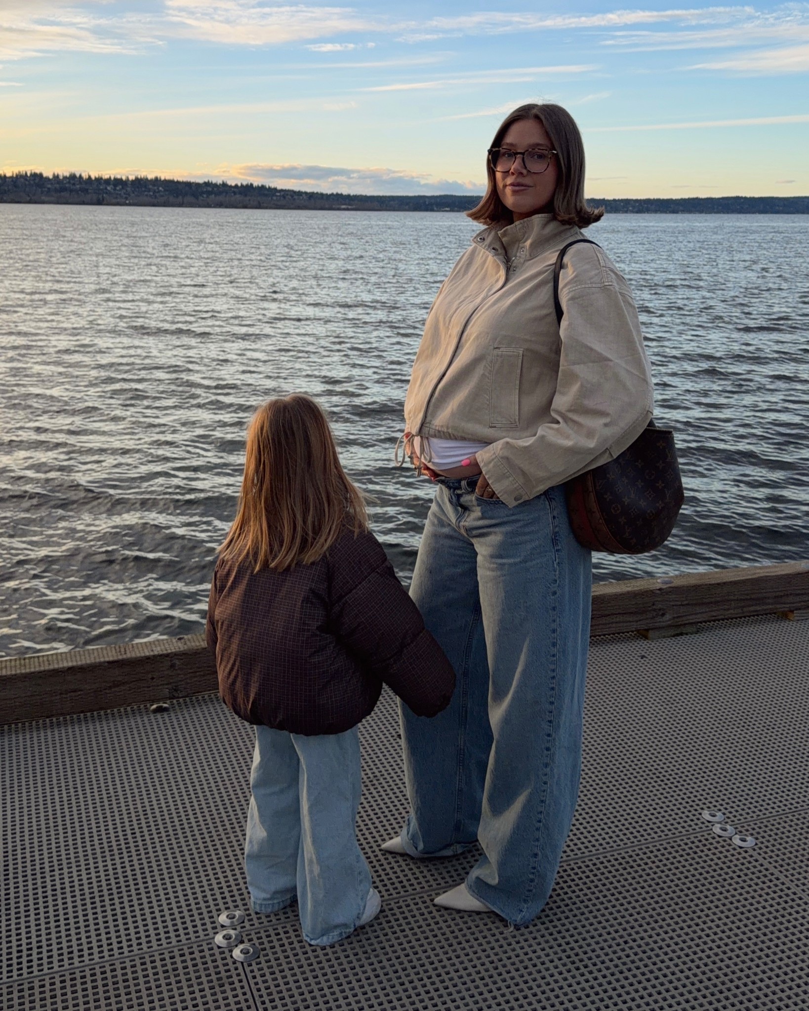 Size large in madewell jacket it’s a khaki denim lightweight structured so cute for spring! Sized up for bump I love the crop and drawstrings. Jeans true to size 30 right now still fits in pregnancy so you can size down normally! Love the Abercrombie low rise jeans so comfy and slouchy 

#bresheppard #pregnancystyle #secondtrimester #madewell #abercrombie



#LTKBump