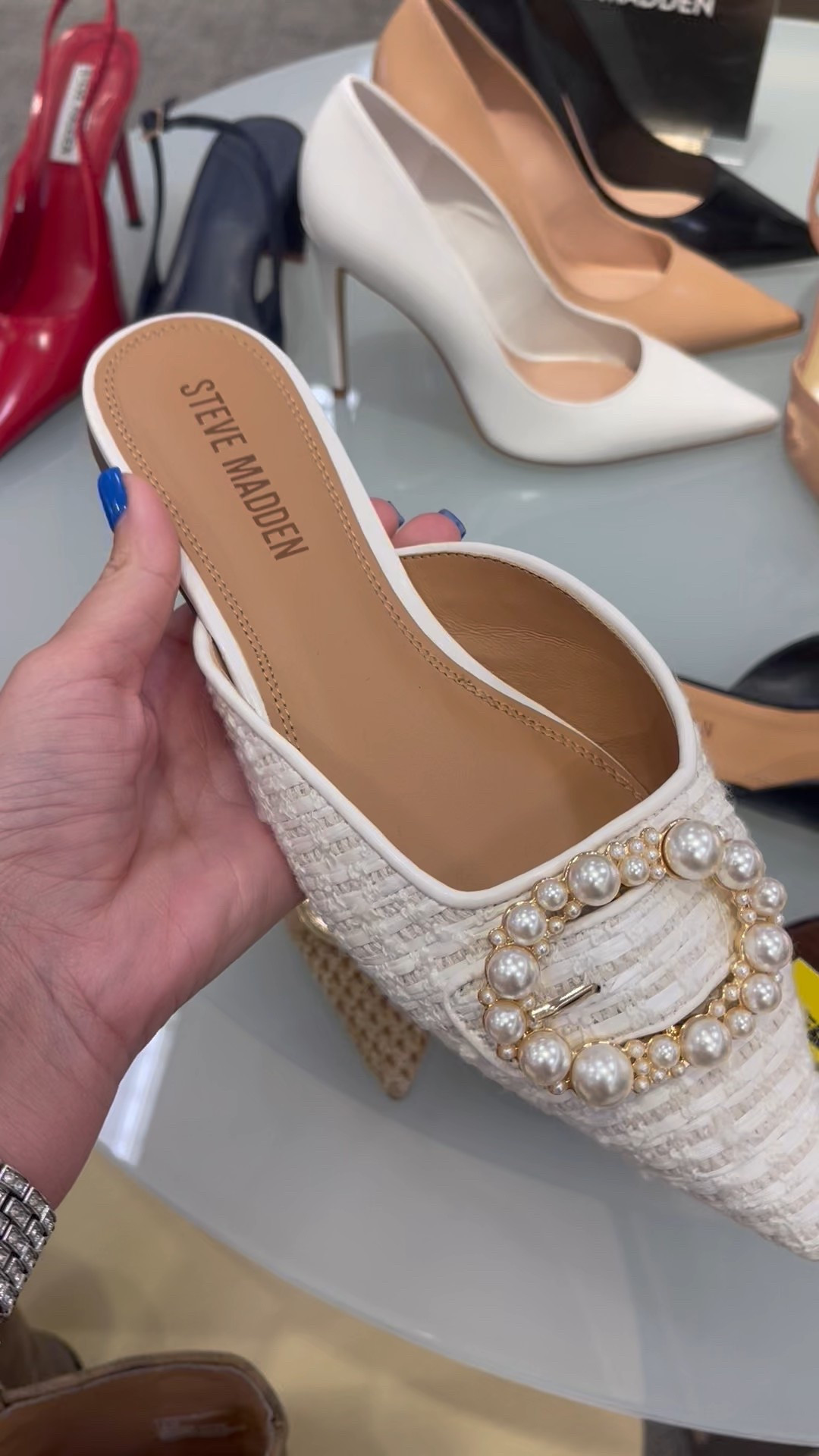 Steve Madden flats at Nordstrom Sale 

#stevemadden #nordstrom #nordstromsale 

#LTKFindsUnder100 #LTKShoeCrush #LTKSaleAlert