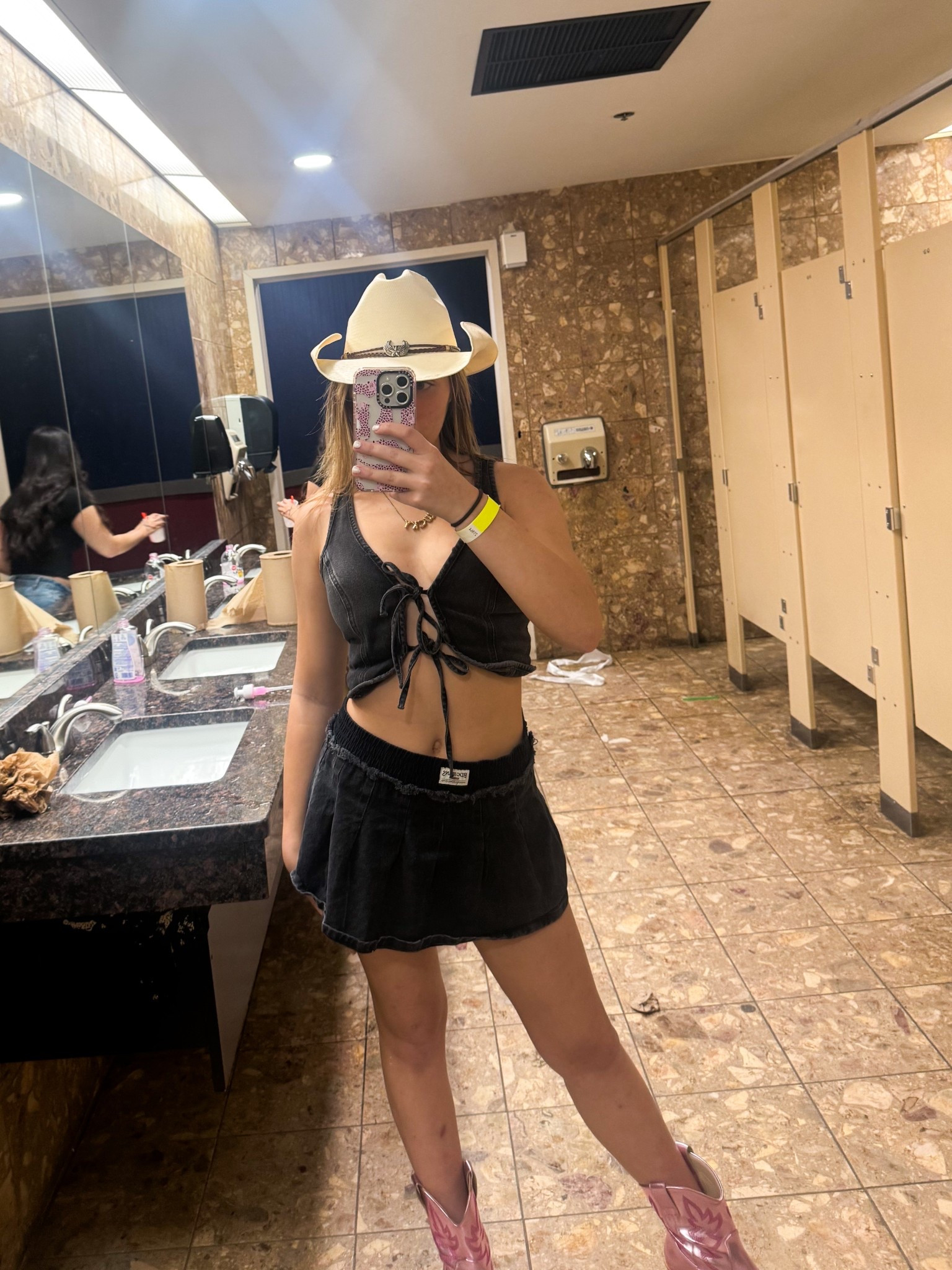 Country Chic! 🤠🤠

#LTKStyleTip #LTKSeasonal #LTKShoeCrush