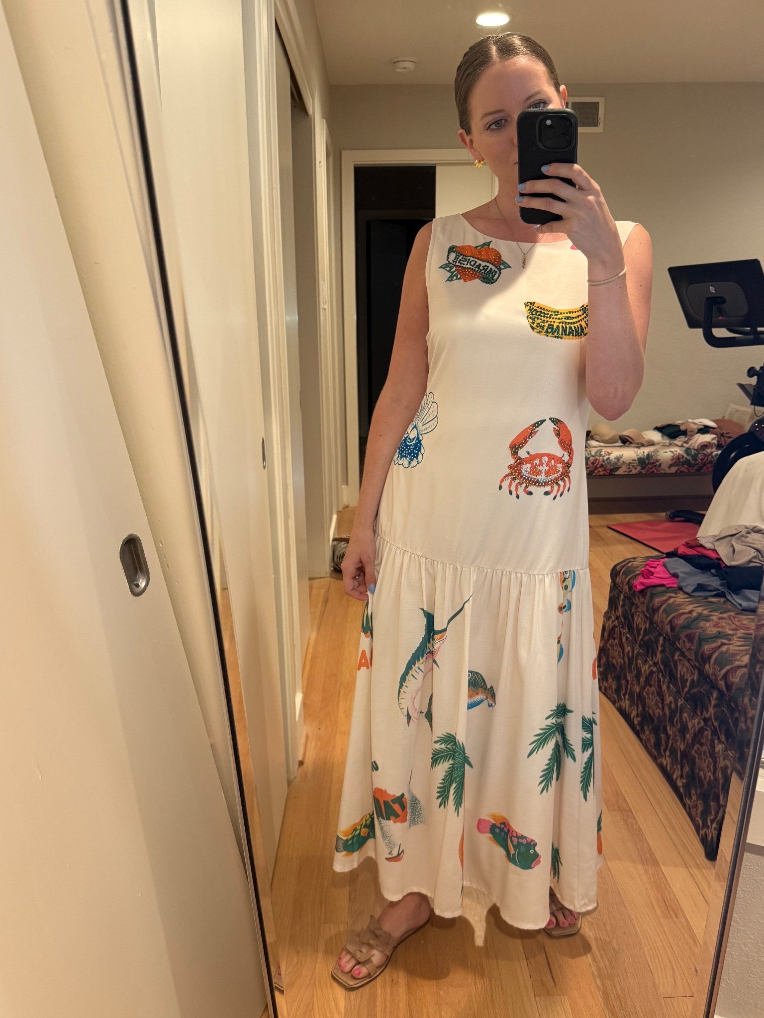 Resort style!
Saint Bernard dupe. Sold Out via Commense. Similar styles linked


#LTKFindsUnder100 #LTKSeasonal #LTKTravel