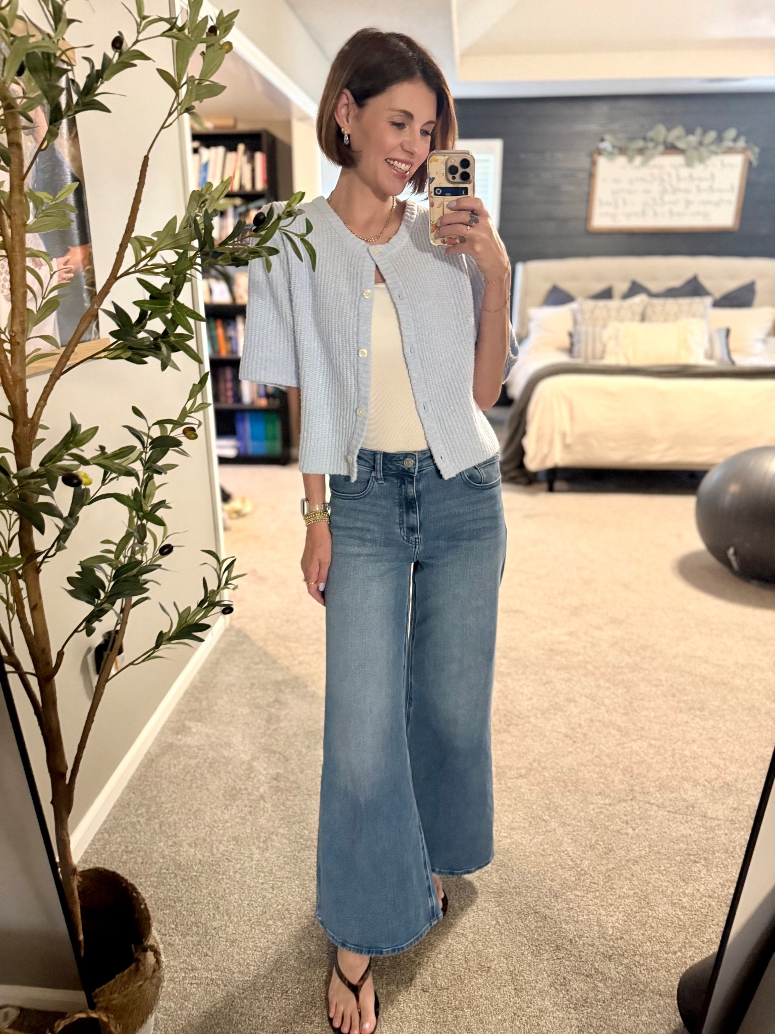 Today’s spring mom outfit of the day! I love these jeans from @Quince and these earrings from @Ana Luisa are so good and would make a great gift! 

Spring outfit | millennial mom style | quince denim | target finds | waterproof jewlery | trendy mom style 

#LTKgrwm #LTKxAerie #LTKSaleAlert