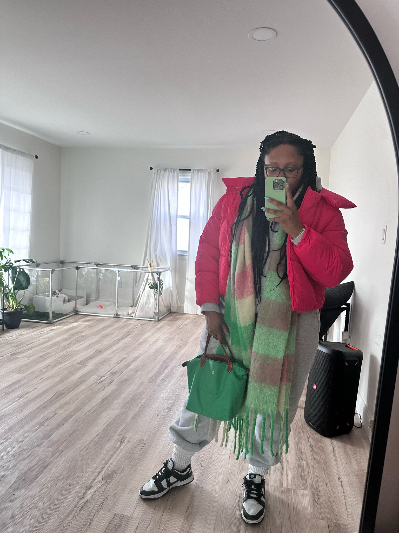 Happy Valentine’s Day - it’s the perfect excuse to wear even more pink than ever💗


#ltkfindsunder50 #ltkitbag #ltkshoecrush

#LTKstyletip #LTKSeasonal #LTKmidsize