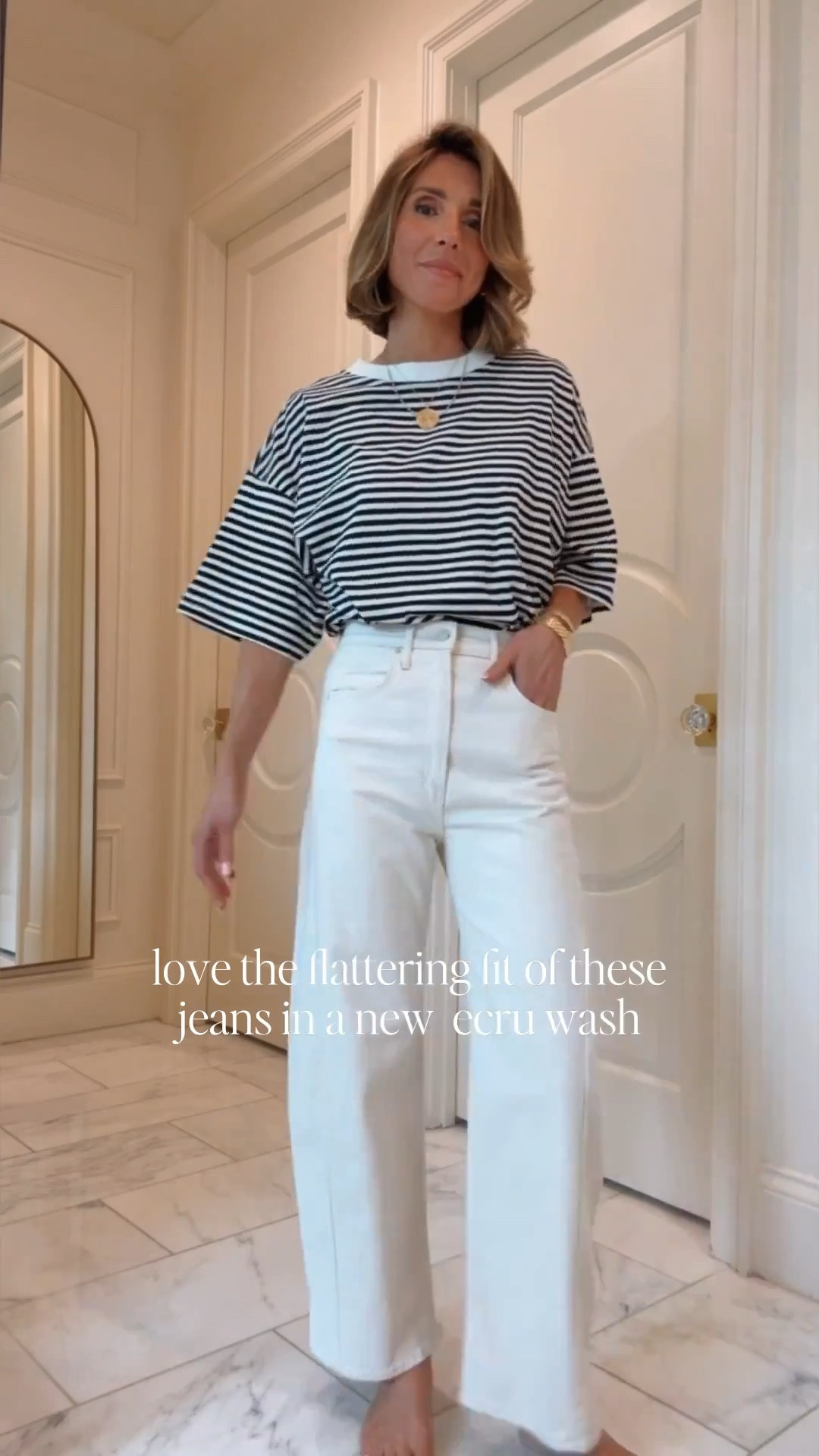 These perfect barrel leg jeans are a BEST SELLER this week! 

#LTKootd