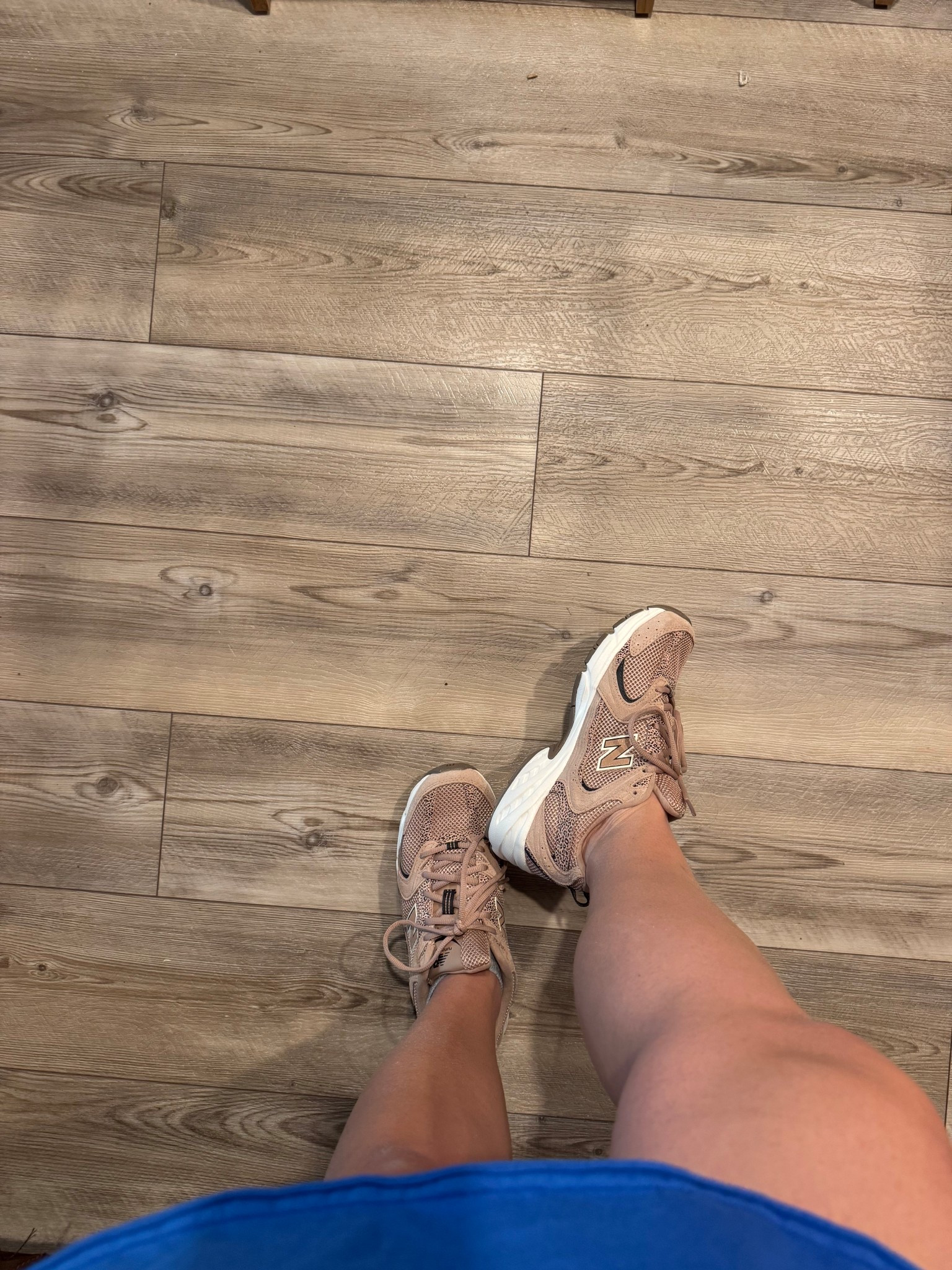THE PERFECT NEUTRAL SHOES DO EXIST 🤎✨

New balance, mom shoes, neutral girlie, neutral shoes, Christmas gifts, gifts under $100, mom style

 

#LTKmomlife #LTKSaleAlert #LTKFindsUnder100