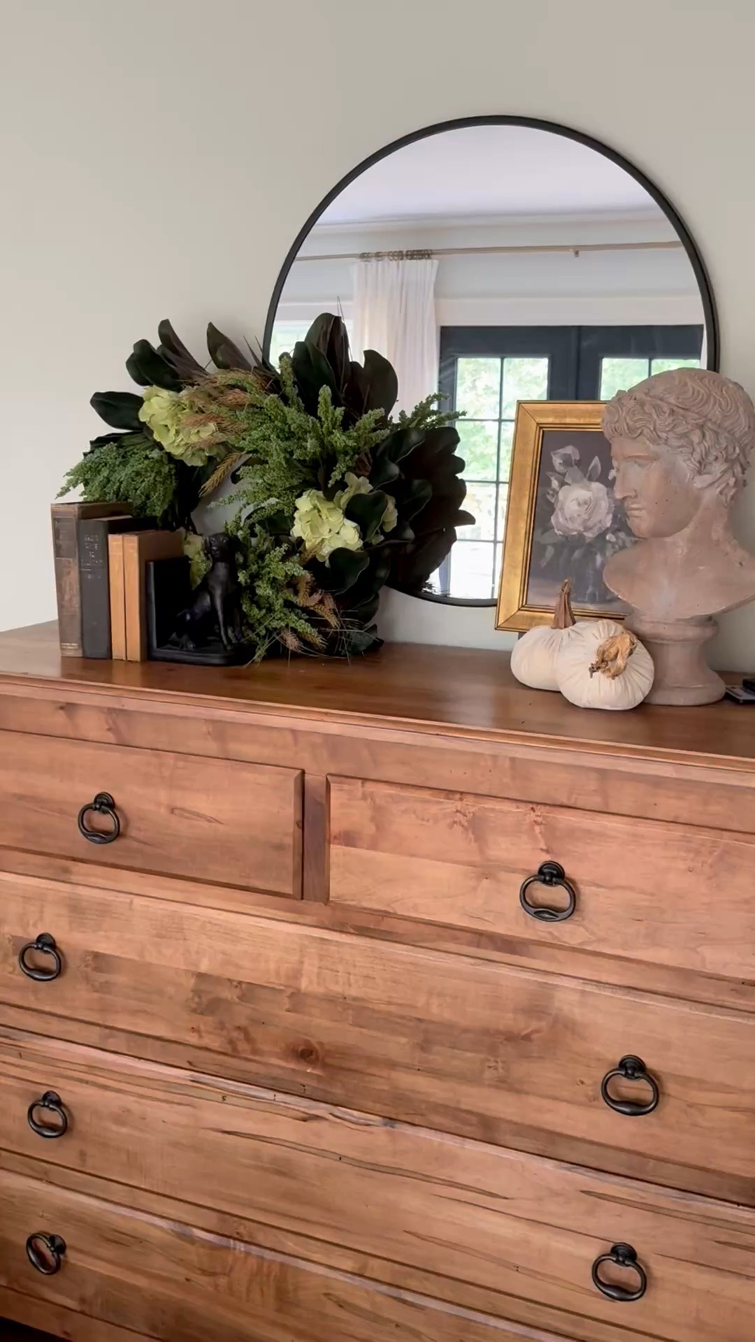 Cozy fall bedroom…

#LTKHome #LTKSaleAlert #LTKSeasonal