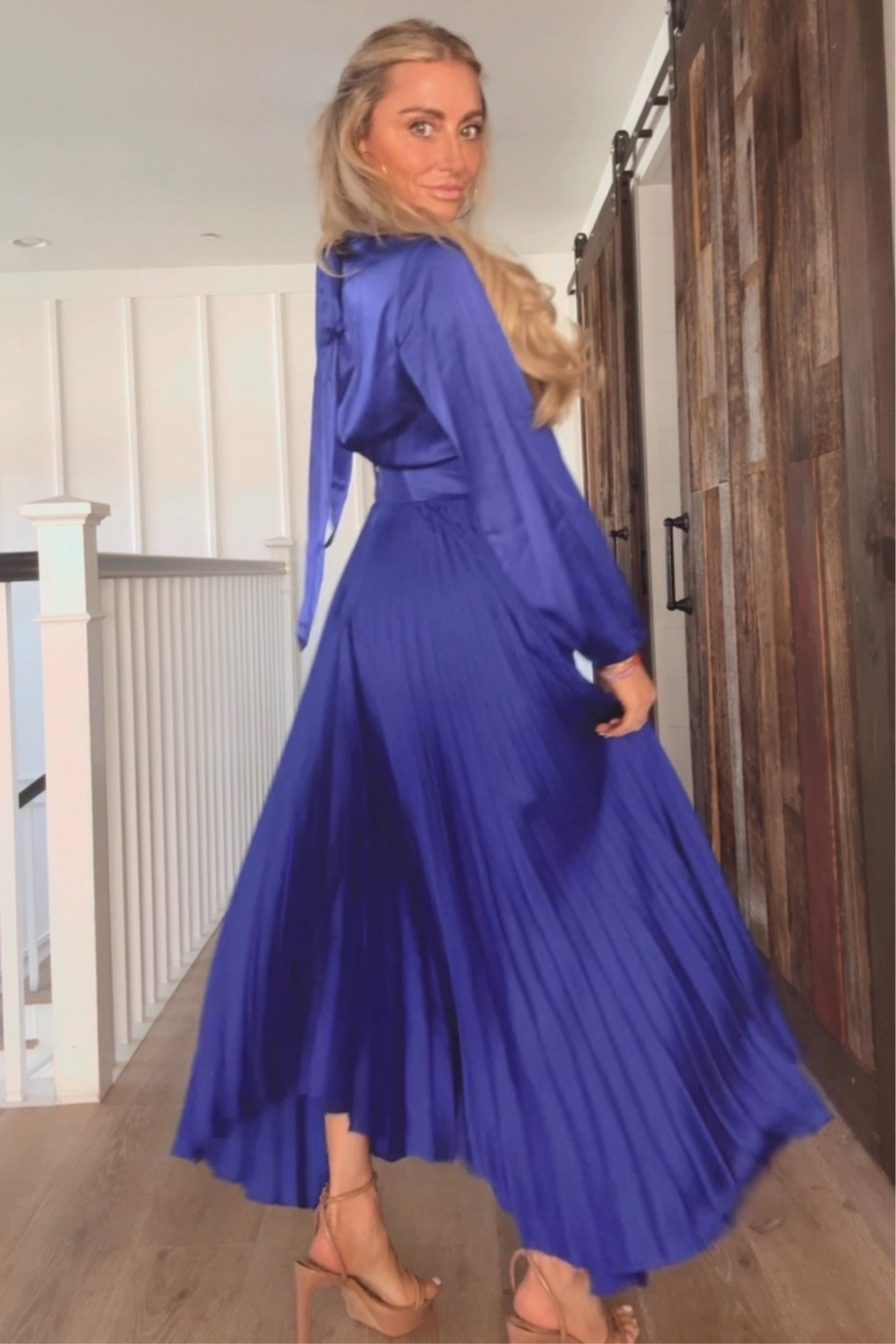 Bury me in this Alice and Olivia blue dress! Wearing size small

#LTKHoliday #LTKParties #LTKWorkwear