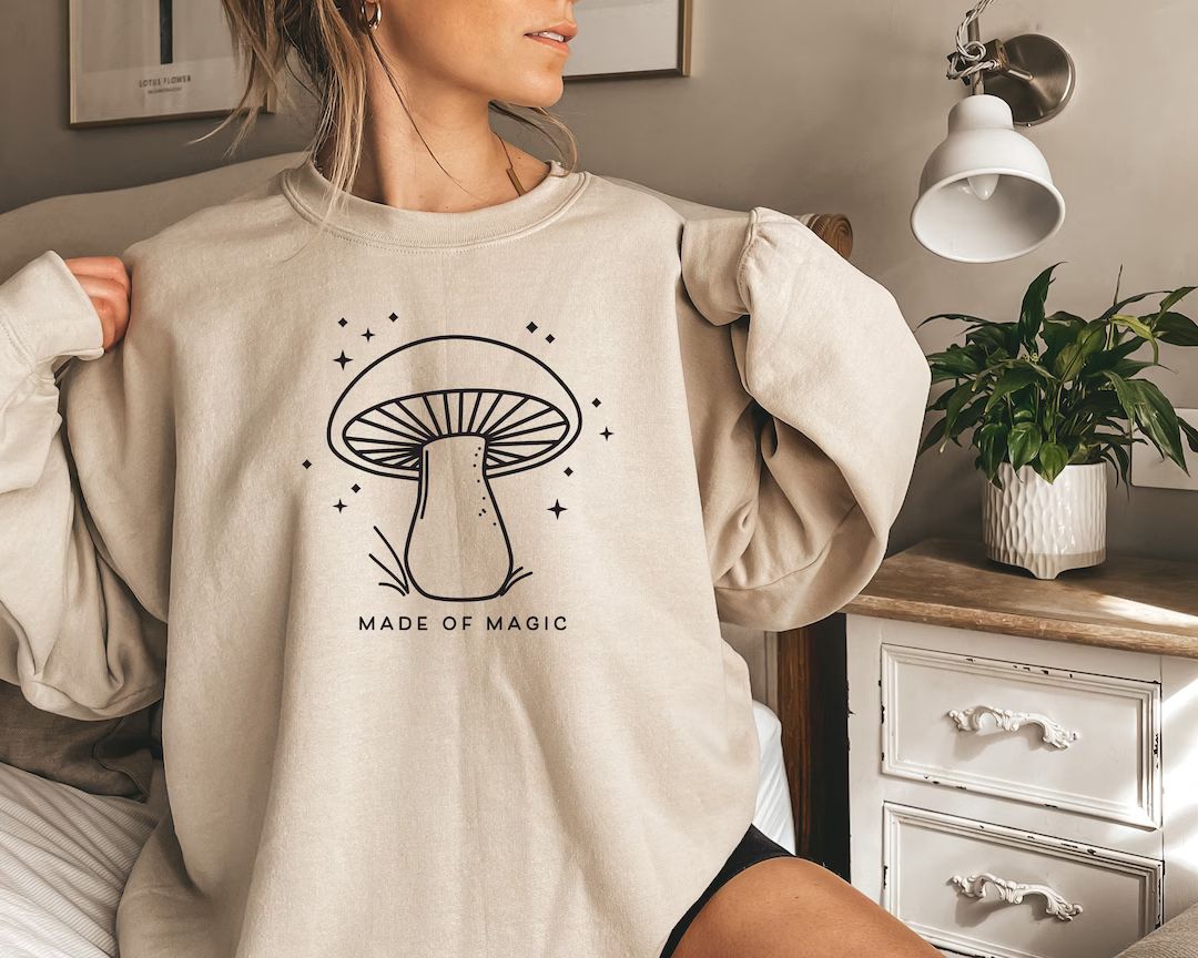 Mushroom Sweatshirt Botanical Shirt Hippie Shirt Mushroom - Etsy | Etsy (US)