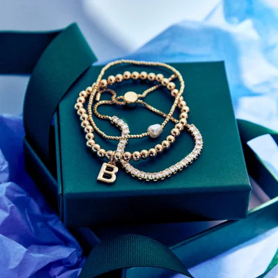Dangle Charm Initial Pisa Bracelet - Gold | BaubleBar