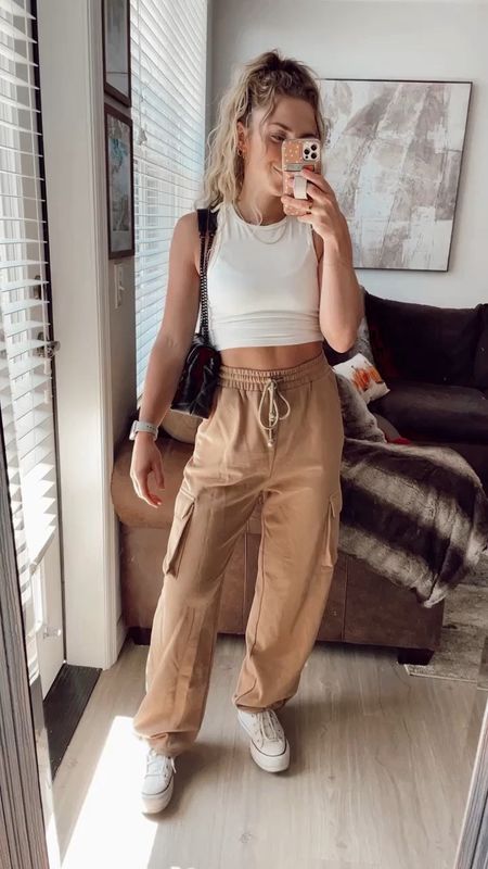 we love a good cargo pant look 🤎

#cargopants #cargos #casualoutfit #casual #casualstyle #comfyoutfit #airportoutfit #cuteandcasual #lane201 #wtwt #ootd #outfitidea 

#LTKfindsunder100 #LTKstyletip #LTKSeasonal
