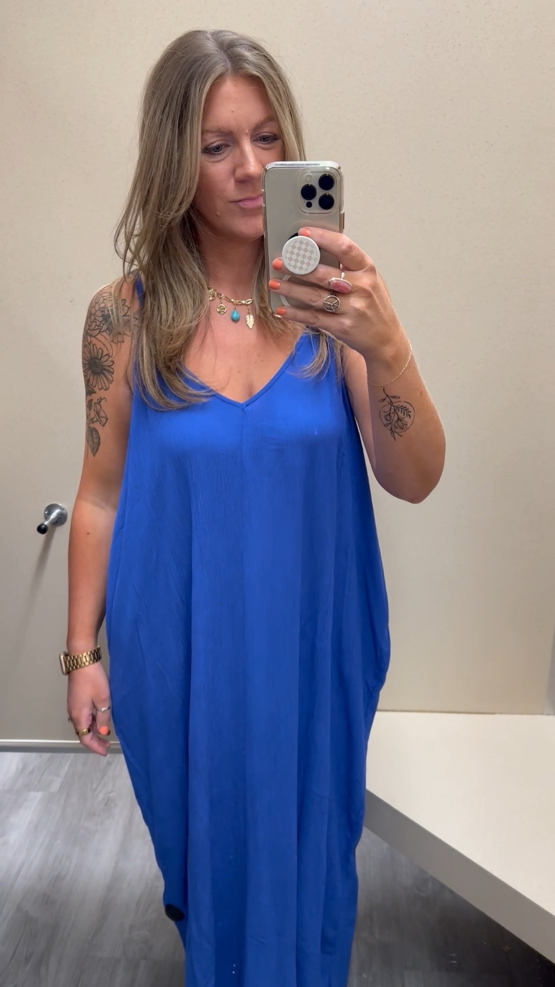 In a 1X, need a large. I have it in 3 other colors 

#LTKMidsize #LTKOver40