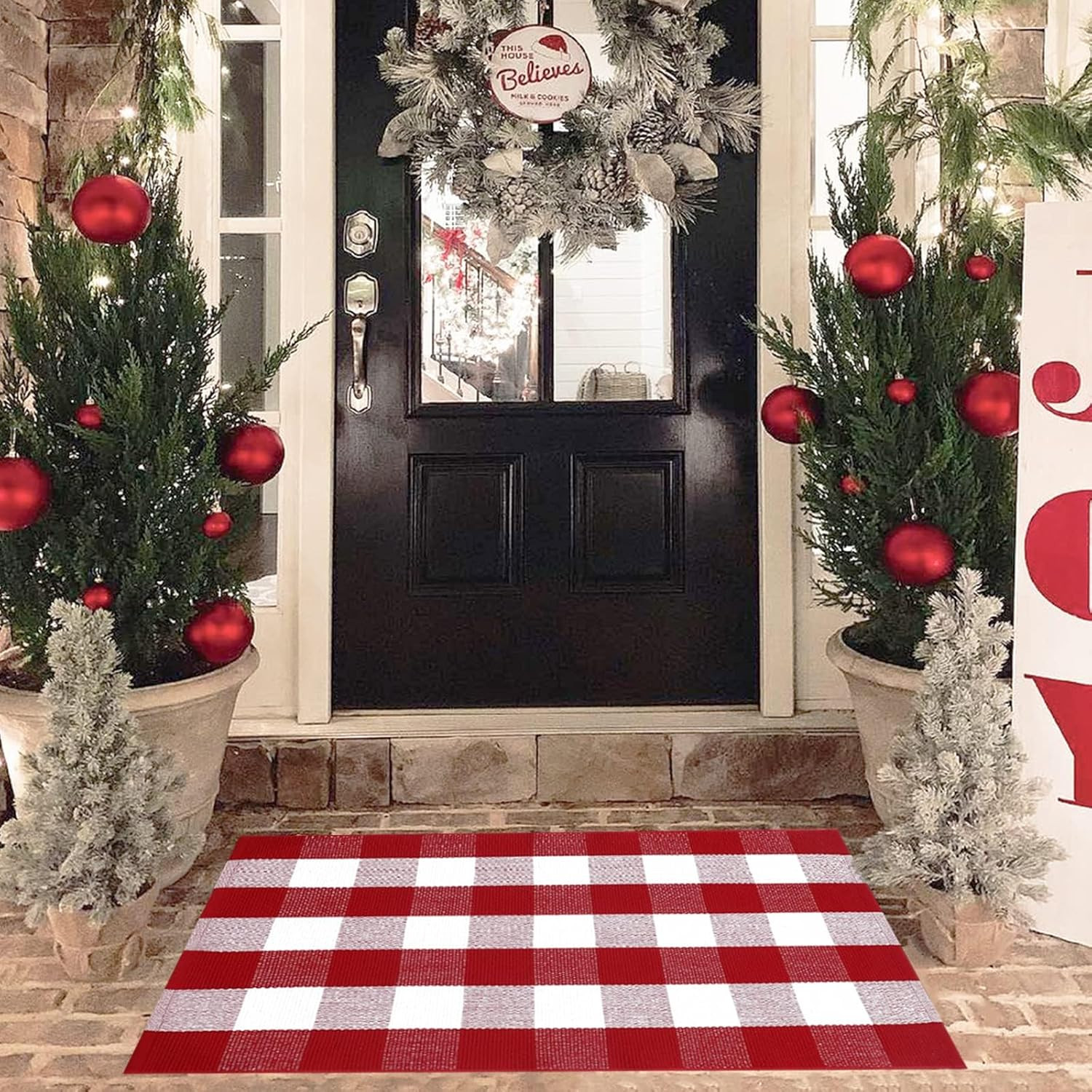 Christmas Red and White Plaid Rug, 28 x 43 Inches Cotton Hand-Woven Layered Door Mat for Front Porch, Entryway, Outdoor Holiday Decor, Washable Buffalo Check Rug for Home, Patio, Kitchen | Amazon (US)