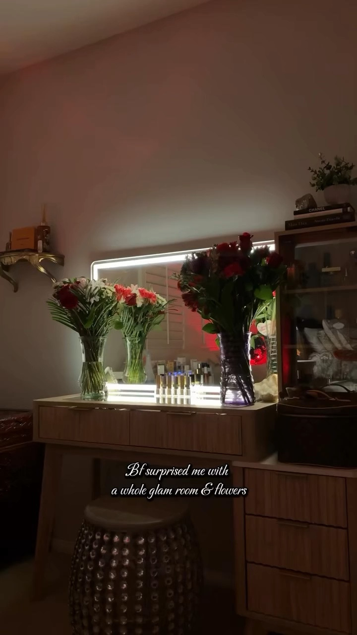 My love surprised me with a vanity, took him 4 hours to assemble, bought me flowers & helped me set everything up because he knew it makes me happy, if he wanted to he would. 💋 love my vanity desk from Amazon that my boyfriend bought for me♥️ @kyleling47 #amazonvanity #amazonvanitymirror #amazongirlyfinds #vanitydesk #vanitymirror #vanity #makeuproom #glamroom #makeuproomideas @louisvuitton @yslbeauty @diorbeauty @kyliecosmetics @pradabeauty @valentino.beauty @armanibeauty @guerlain