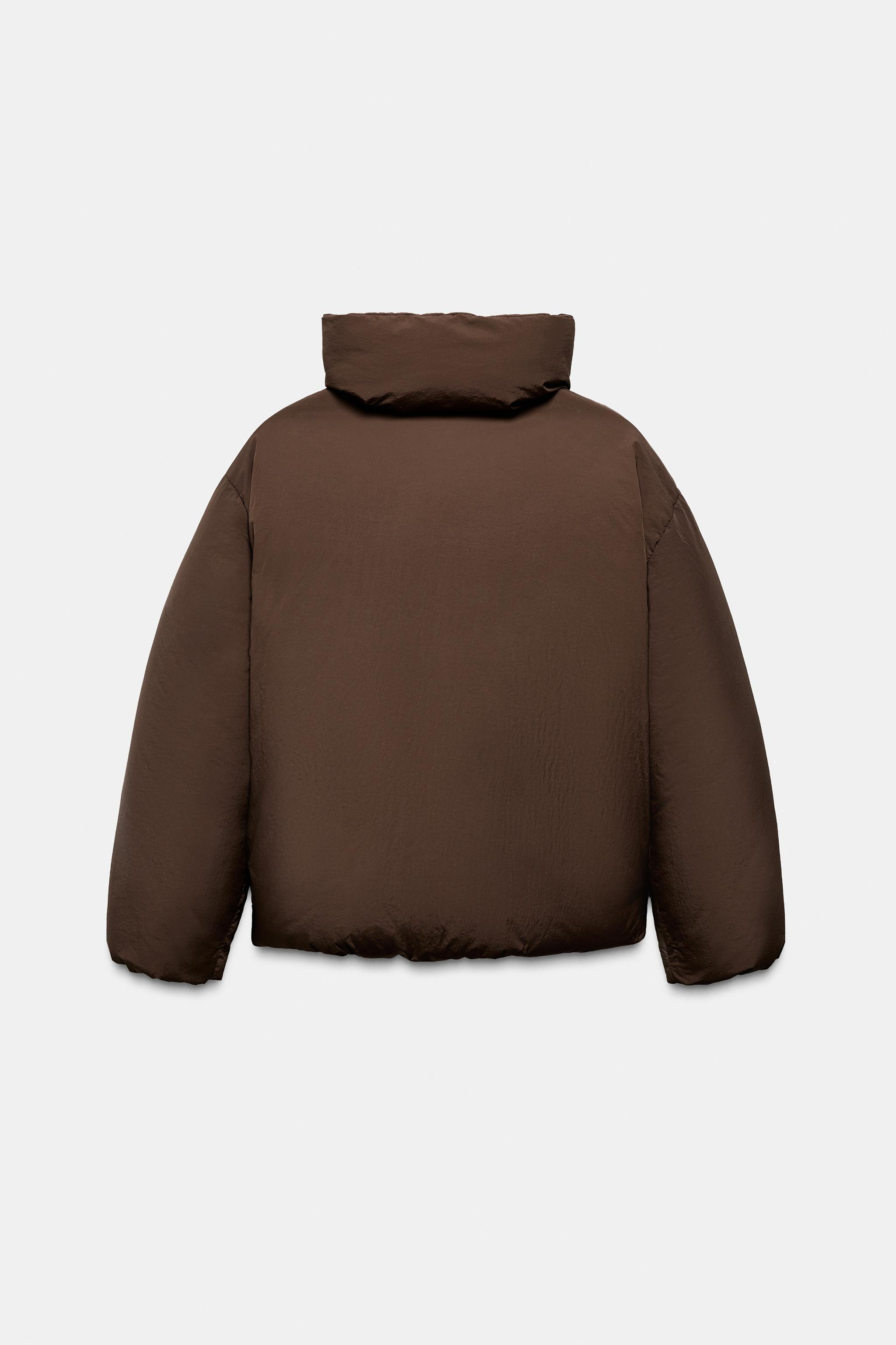 Water and wind-resistant anorak with thermal insulation for cold weather. Comfortable within spec... | Zara UK