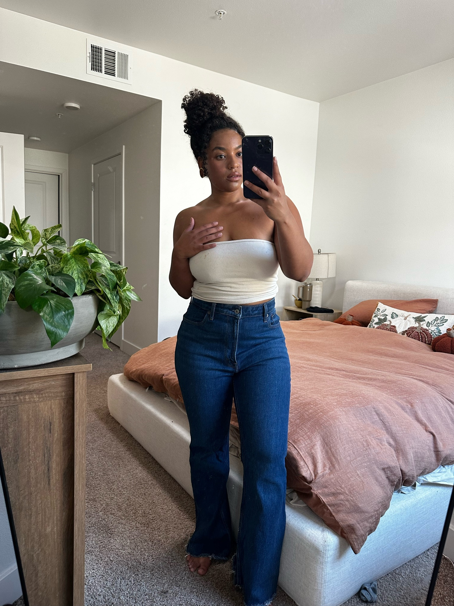 CURVE FRIENDLY JEANS FOR FALL
Abercrombie High Rise Vintage Flare Jeans Size size 29

dark wash jeans for fall
curve friendly jeans for fall
curve jeans
abercrombie curve love
vintage flare jeans
flare jeans abercrombie 
curve friendly flare jeans 

#LTKFindsUnder100 #LTKSeasonal #LTKMidsize