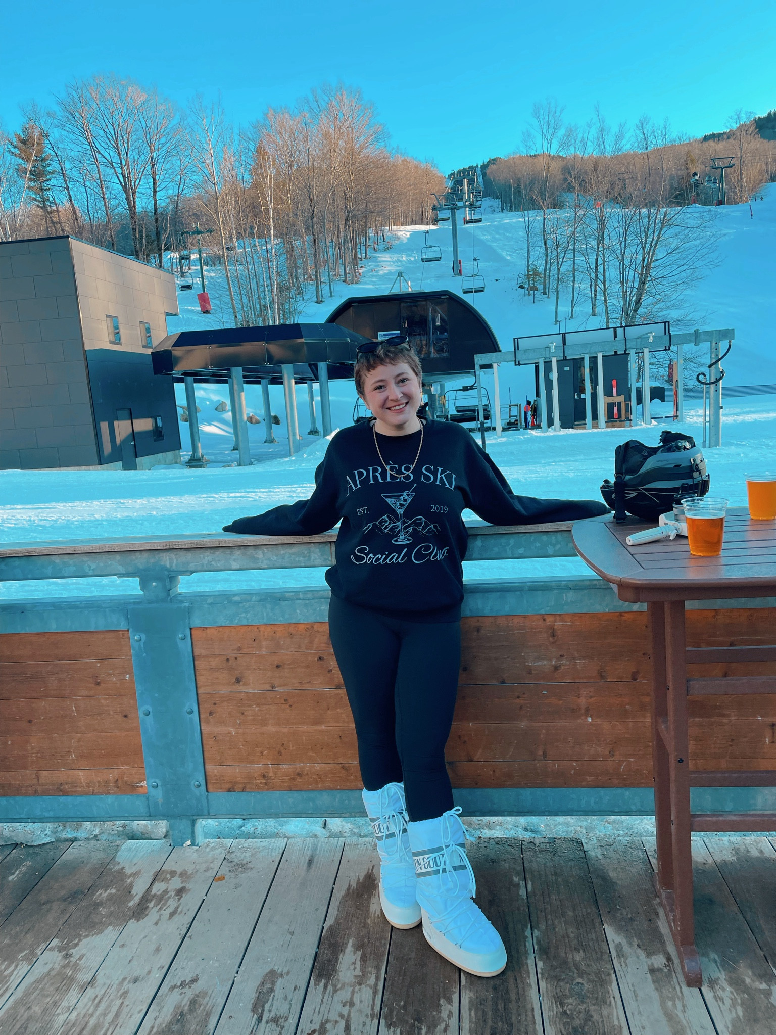 Shop my Aprés ski look! ⛷️🤭🤍

#LTKtravel #LTKfitness #LTKSeasonal