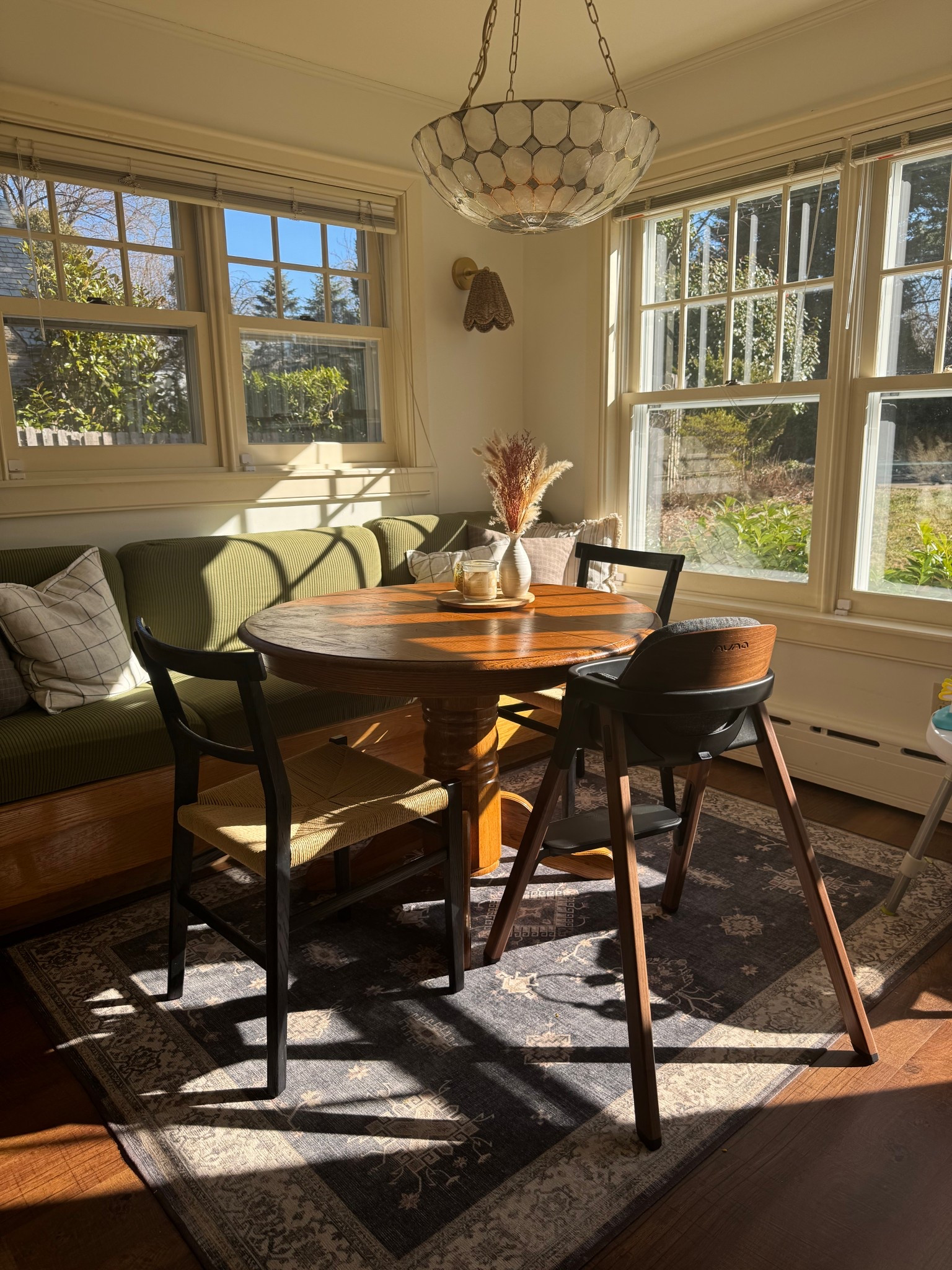 Arlo’s high chair upgrade 😍

#LTKHome #LTKBaby #LTKKids