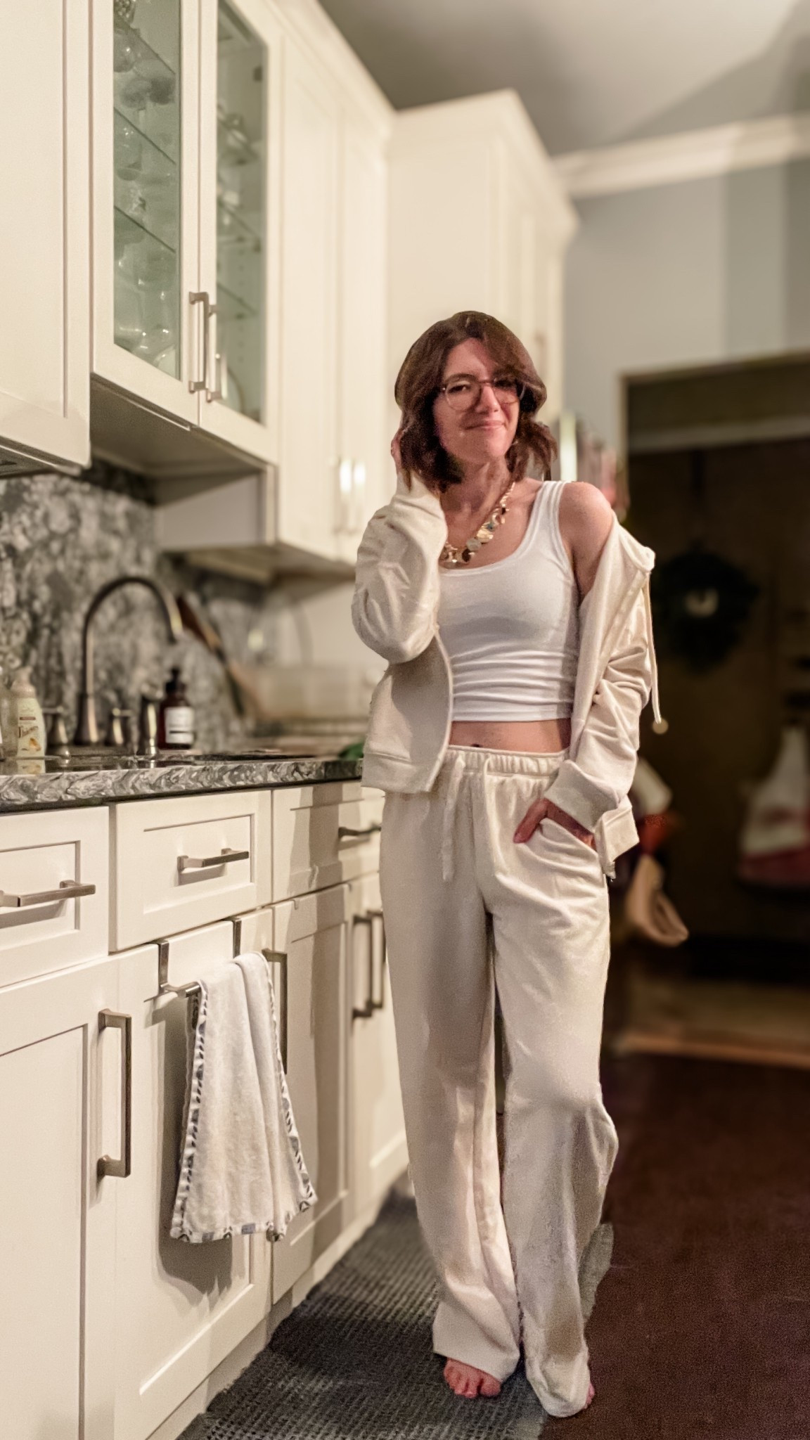 Zip up: TTS, but I sized up
Tank: TTS, but I sized down 
Sweats: TTS, SOOOOO soft and comfortable!
 
Fall outfit | travel outfit | matching set

#LTKSeasonal #LTKSaleAlert #LTKTravel