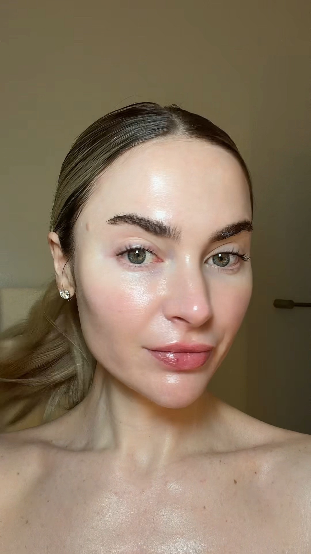 #japaneseskincare #jbeauty #skincare #skincareinfluencer #biore #tirtir #larocheposay 