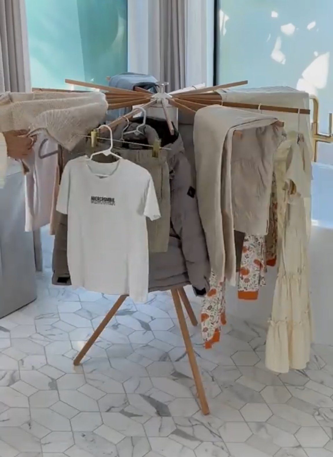 Scroll to shop!! Follow for more!! Xo! ✨

#LTKdayinmylife #LTKmomlife #LTKHome