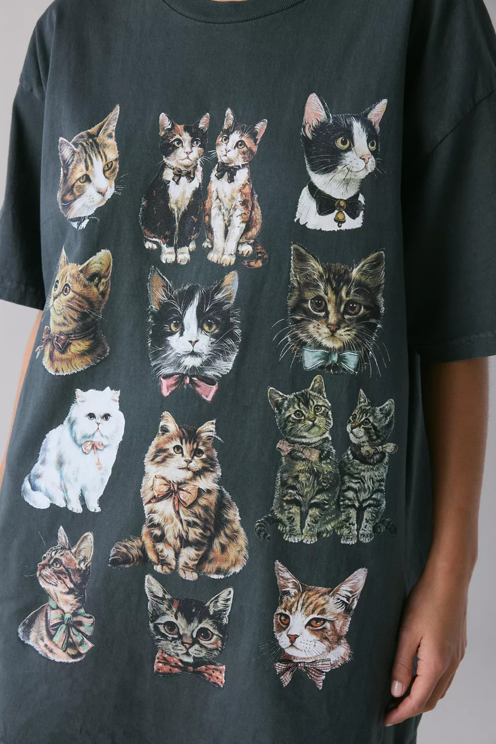 Cat Graphic Oversized T-Shirt Dress | Urban Outfitters (US and RoW)