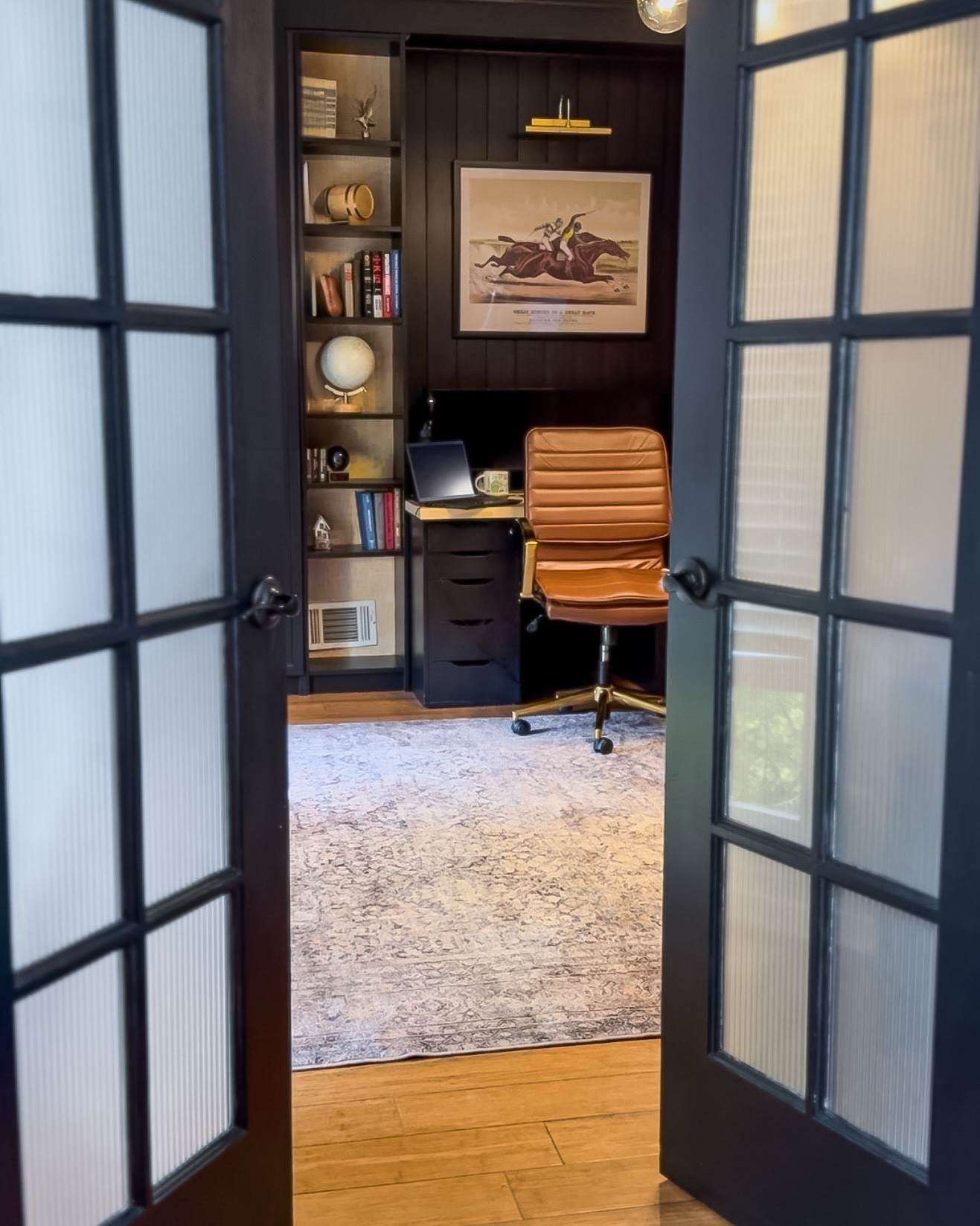 Reeded glass privacy film

#LTKFindsUnder50 #LTKHome #LTKStyleTip