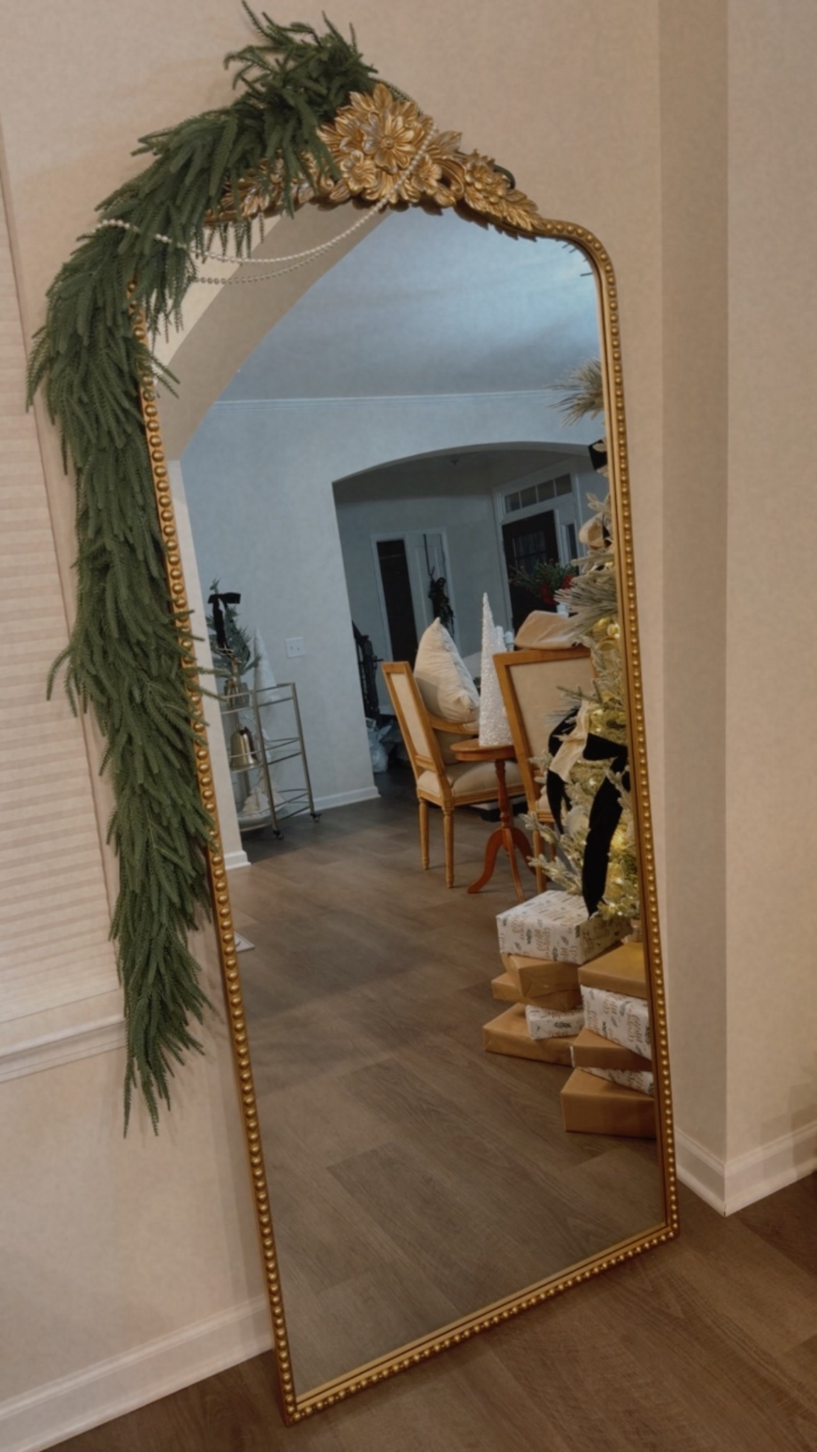 This season, I’m reminded to pause and reflect on God’s goodness — He’s been faithful in every detail. 🤍

#GodsGoodness
#FaithJourney
#GodIsFaithful
#GraceUponGrace
#GratefulHeart

#LTKSeasonal #LTKHome #LTKHoliday