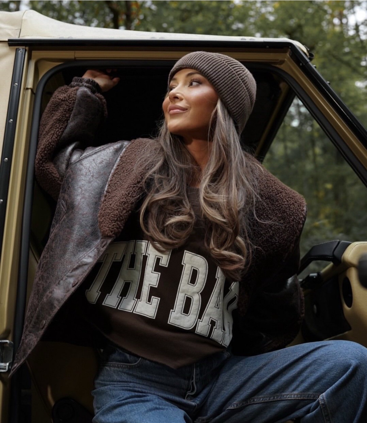 We are so back. Sized up to medium in the jacket for an oversized look 🤎